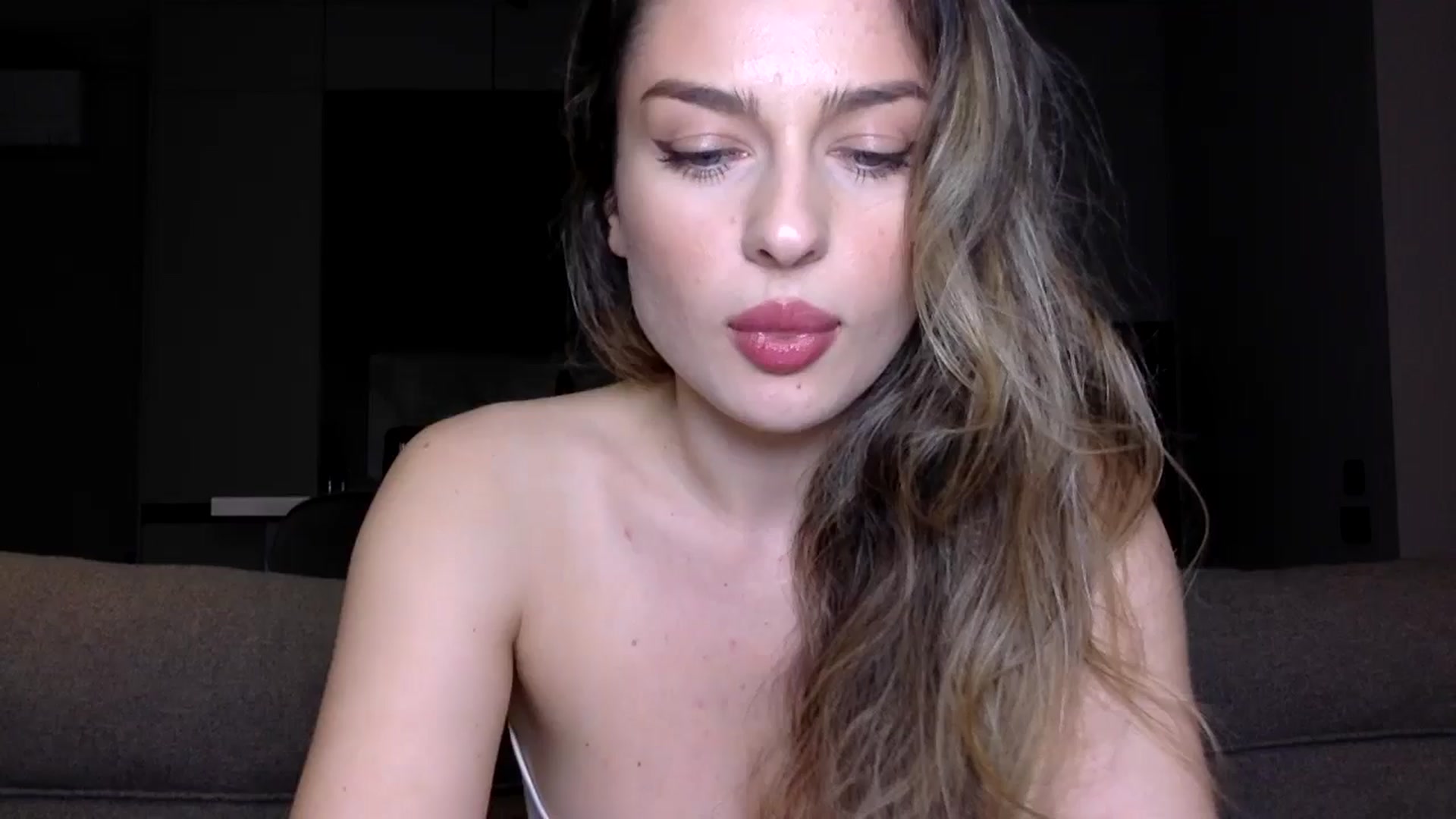Gallery image thumbnail from SindiMoon's myfreecams stream on, 10/31/2024, 22:23 image 12 of 20