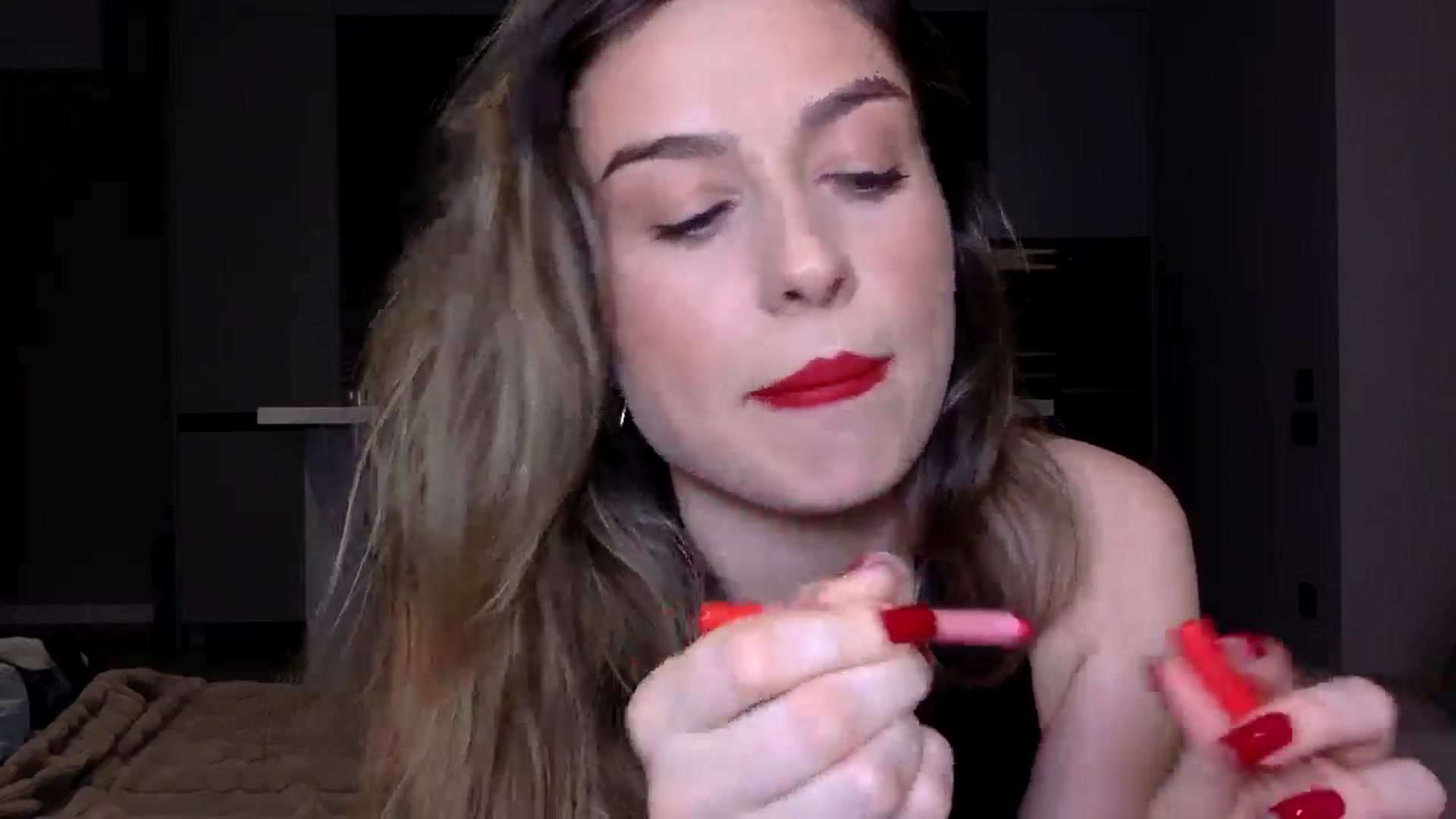 Gallery image thumbnail from SindiMoon's myfreecams stream on, 11/28/2024, 22:07 image 18 of 20