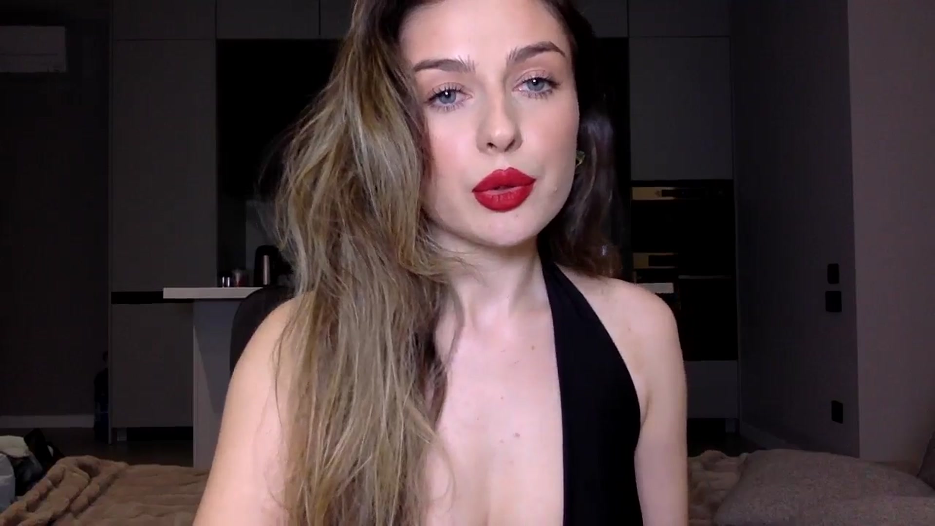 Gallery image thumbnail from SindiMoon's myfreecams stream on, 11/28/2024, 22:07 image 20 of 20
