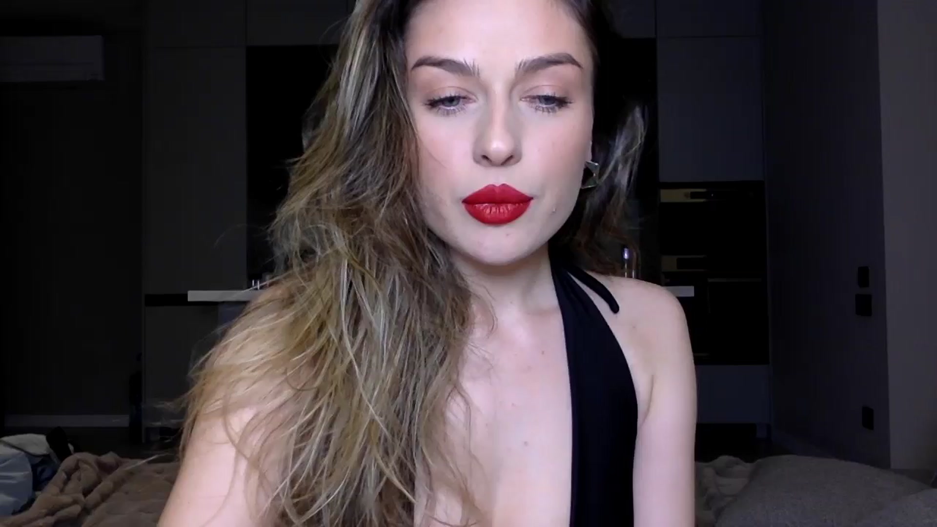 Gallery image thumbnail from SindiMoon's myfreecams stream on, 11/28/2024, 22:07 image 3 of 20