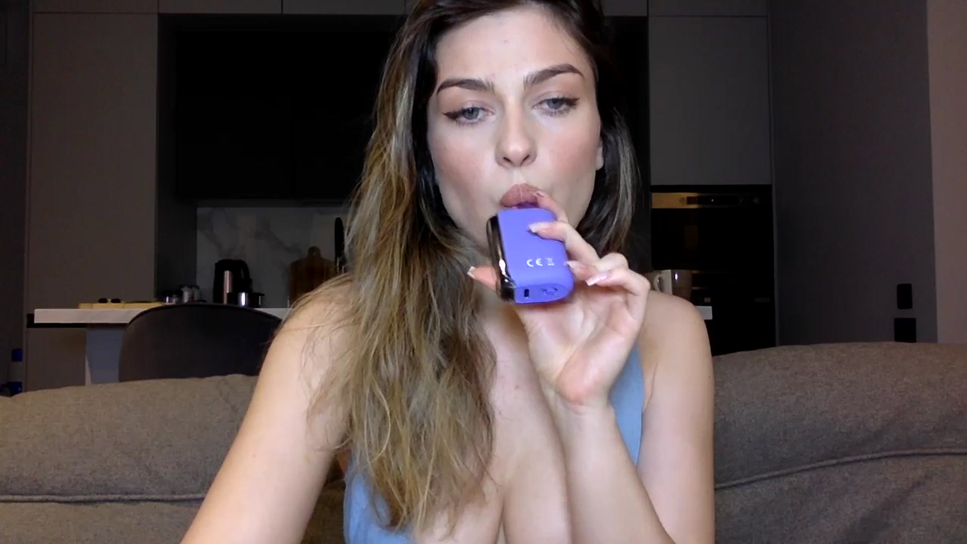 Gallery image thumbnail from SindiMoon's myfreecams stream on, 12/10/2024, 21:40 image 12 of 20