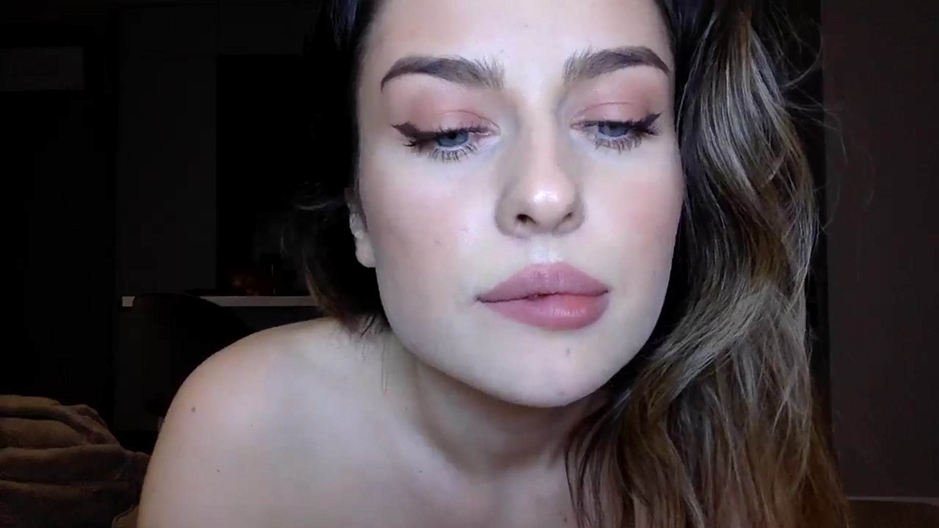 Gallery image thumbnail from SindiMoon's myfreecams stream on, 01/27/2025, 23:13 image 9 of 20