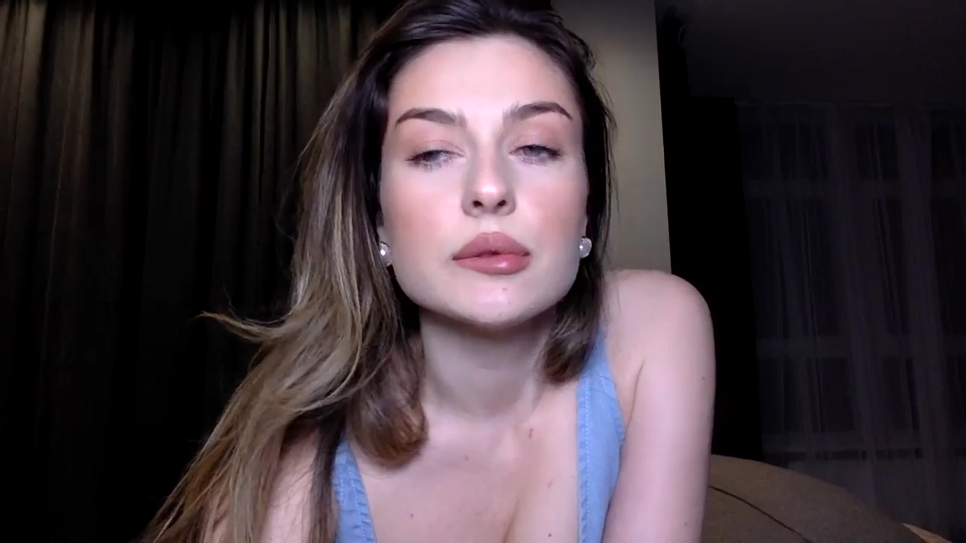 Gallery image thumbnail from SindiMoon's myfreecams stream on, 02/25/2025, 21:46 image 18 of 20