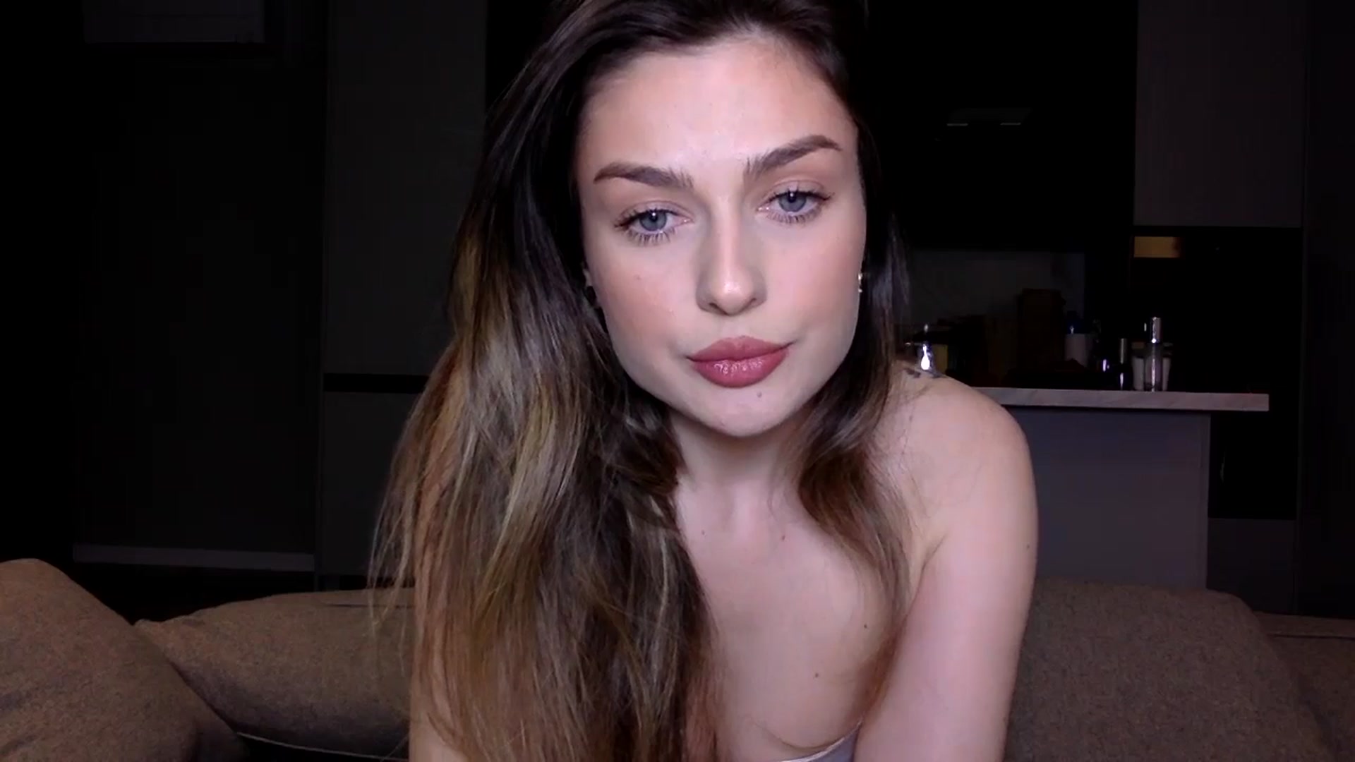 Gallery image thumbnail from SindiMoon's myfreecams stream on, 03/22/2025, 22:53 image 12 of 20