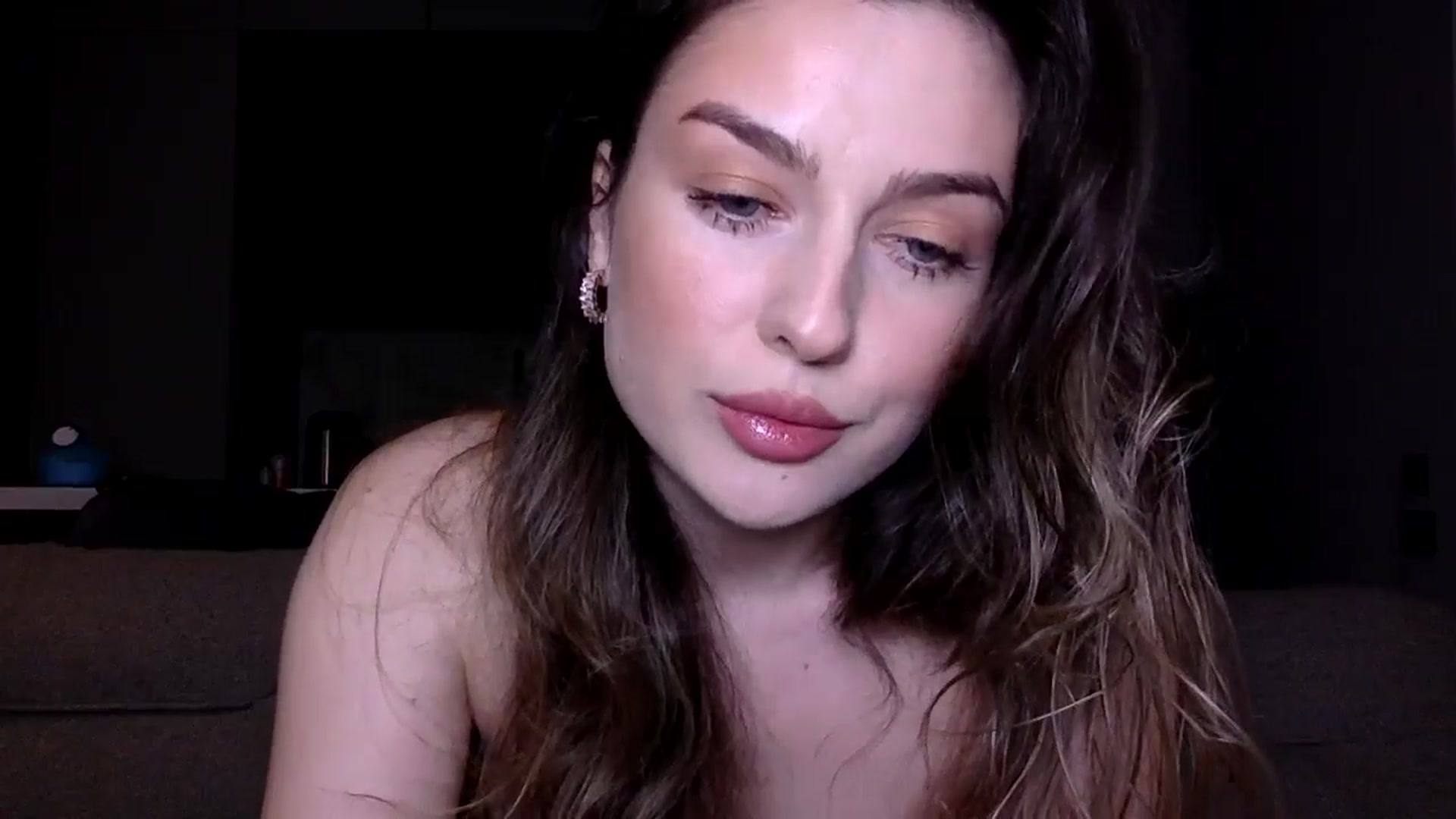 Gallery image thumbnail from SindiMoon's myfreecams stream on, 05/20/2025, 21:08 image 3 of 20
