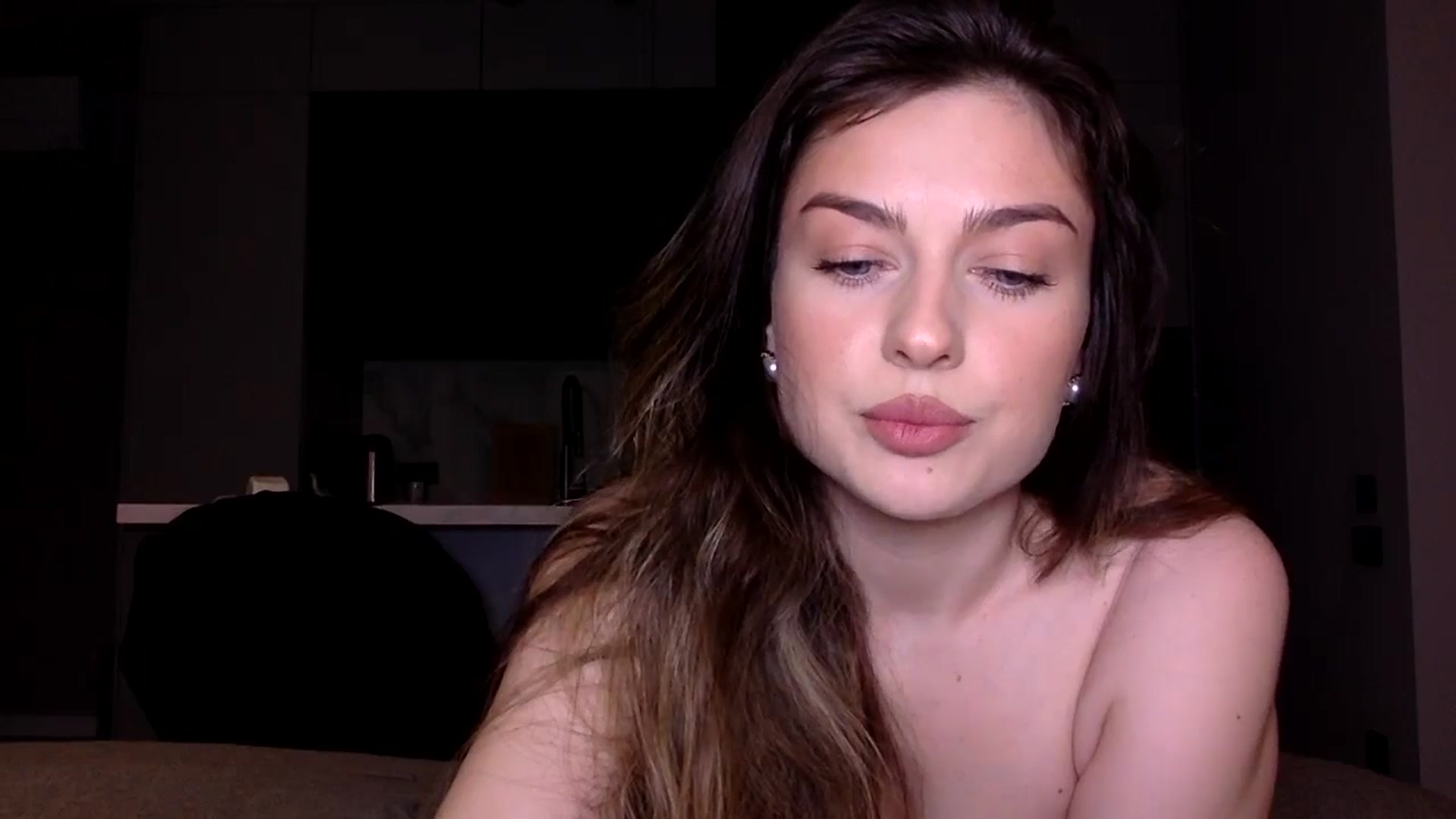 Gallery image thumbnail from SindiMoon's myfreecams stream on, 05/31/2025, 21:12 image 2 of 20