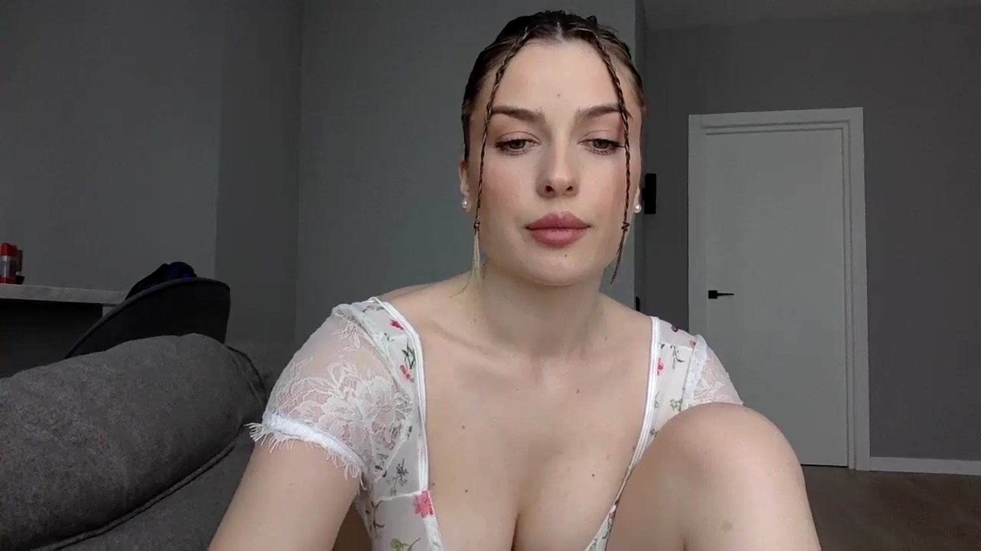 Gallery image thumbnail from SindiMoon's myfreecams stream on, 06/10/2025, 11:52 image 20 of 20