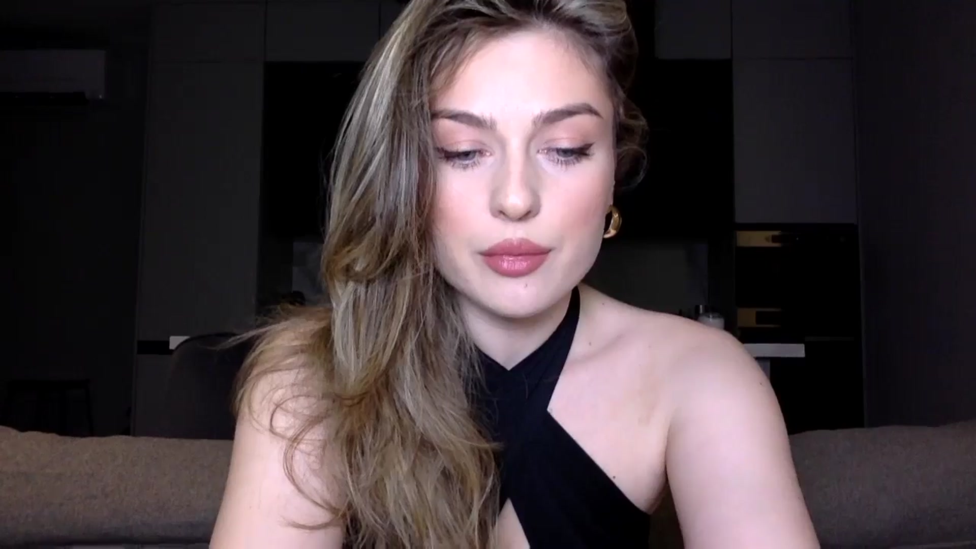 Gallery image thumbnail from SindiMoon's myfreecams stream on, 07/02/2025, 22:56 image 11 of 20