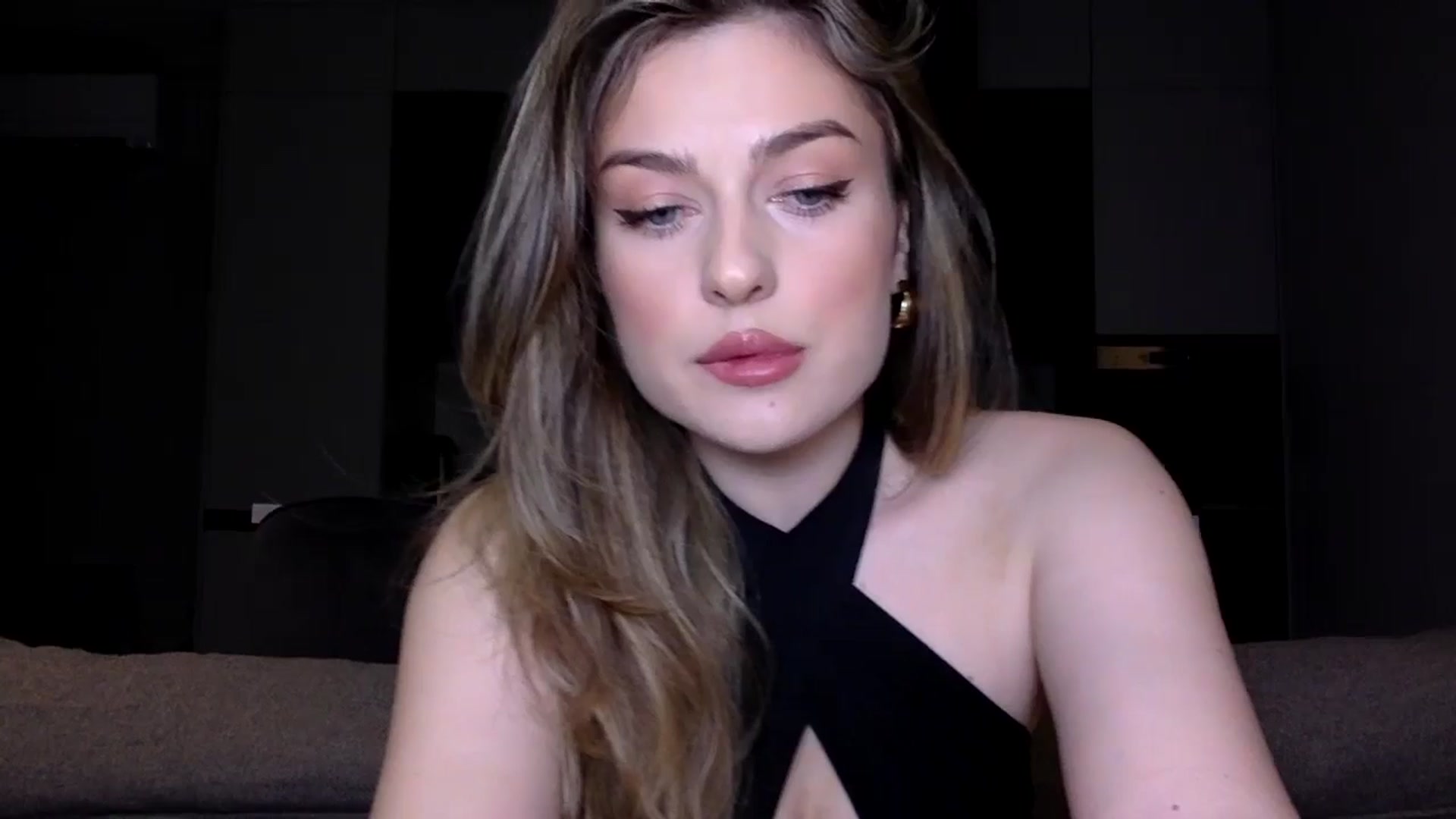 Gallery image thumbnail from SindiMoon's myfreecams stream on, 07/02/2025, 22:56 image 10 of 20