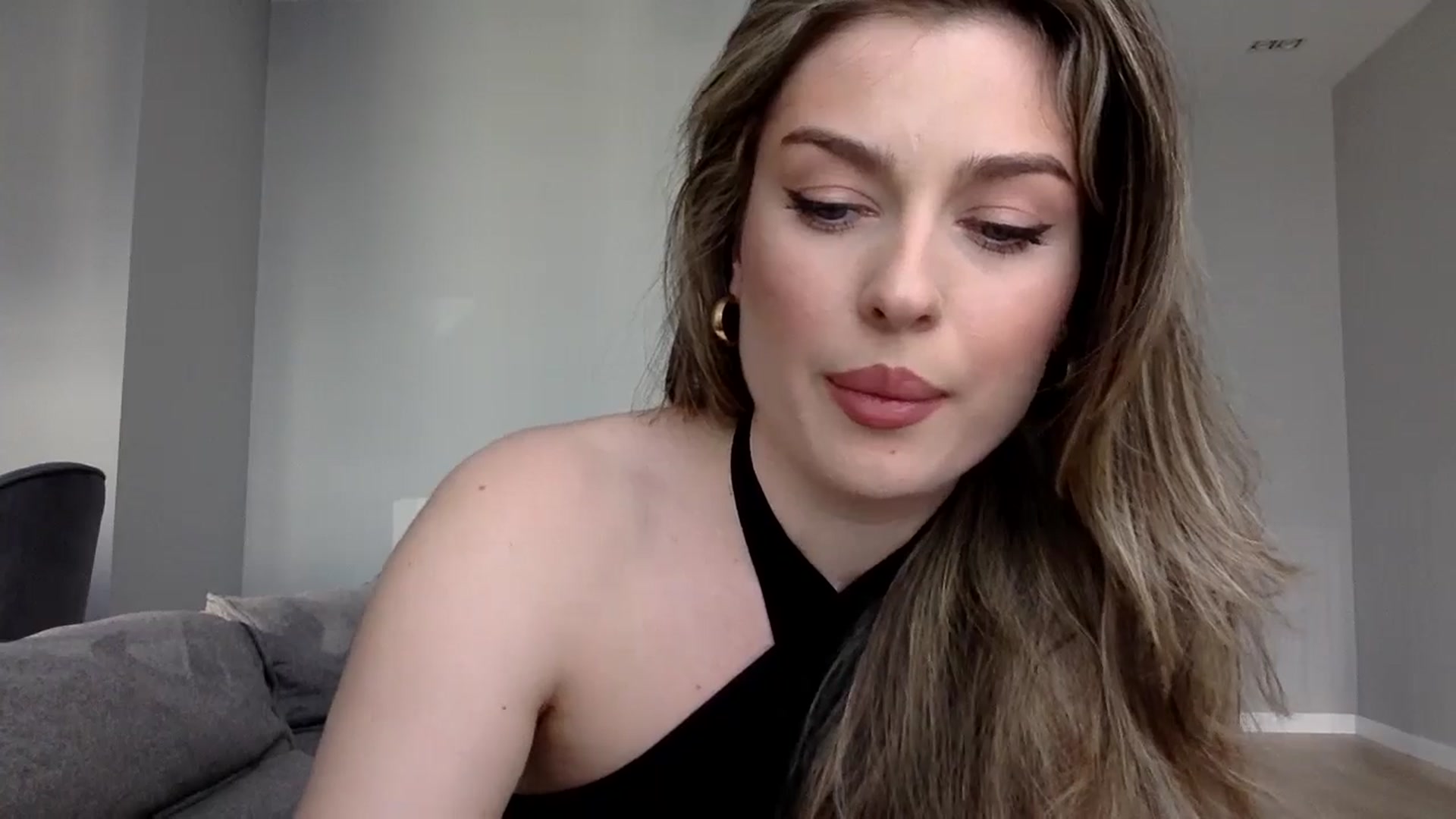 Gallery image thumbnail from SindiMoon's myfreecams stream on, 07/03/2025, 04:12 image 16 of 20