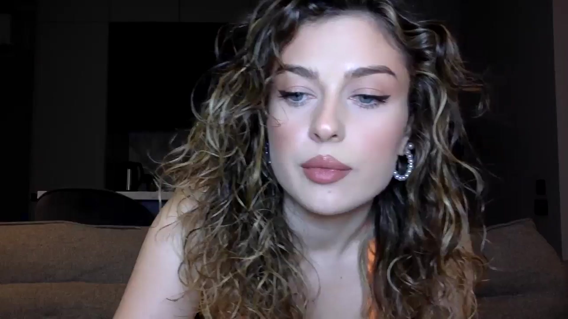 Gallery image thumbnail from SindiMoon's myfreecams stream on, 07/04/2025, 21:43 image 7 of 20