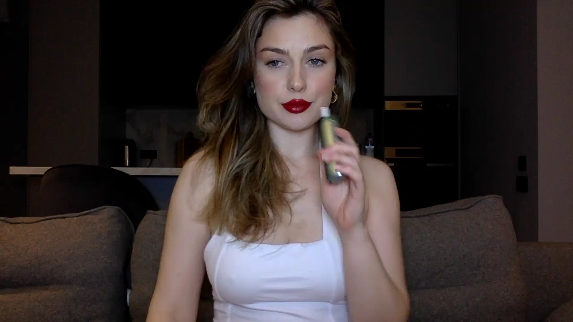 Gallery image thumbnail from SindiMoon's myfreecams stream on, 07/19/2025, 23:54 image 1 of 20