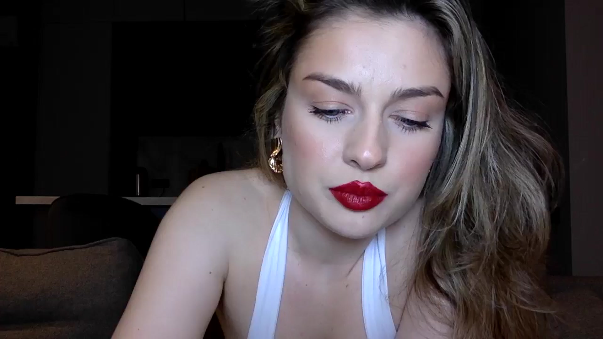 Gallery image thumbnail from SindiMoon's myfreecams stream on, 07/19/2025, 23:54 image 13 of 20