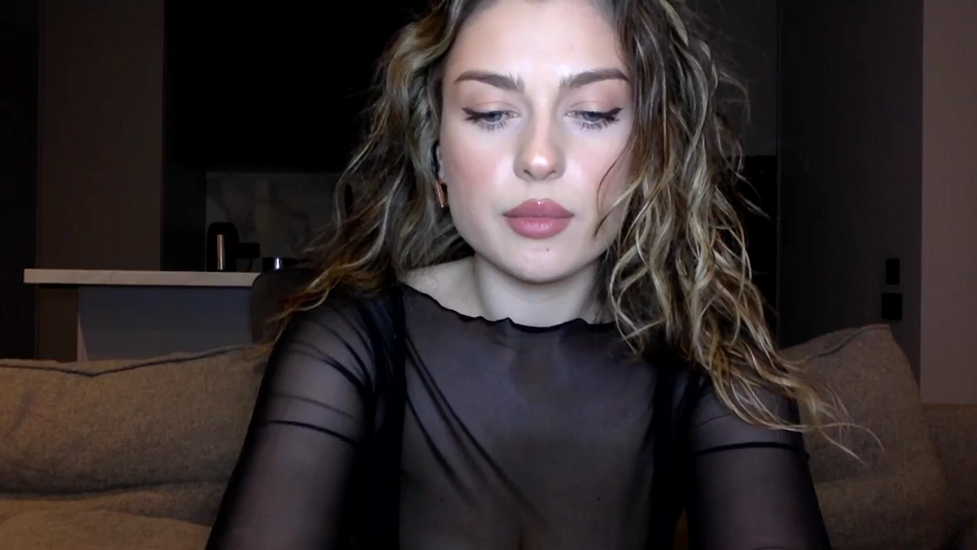 Gallery image thumbnail from SindiMoon's myfreecams stream on, 07/27/2025, 21:33 image 18 of 20