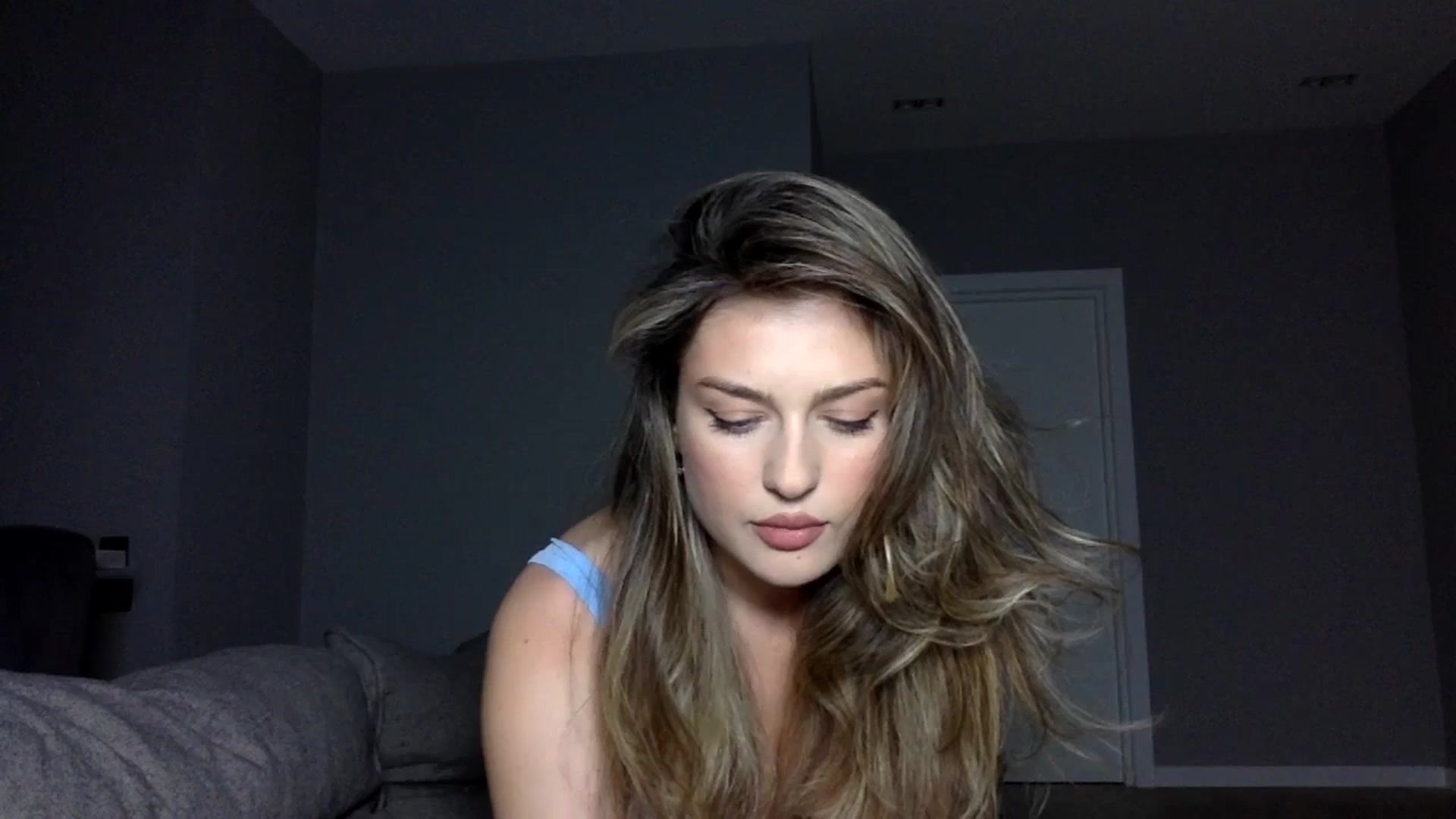 Gallery image thumbnail from SindiMoon's myfreecams stream on, 09/13/2025, 16:32 image 8 of 20