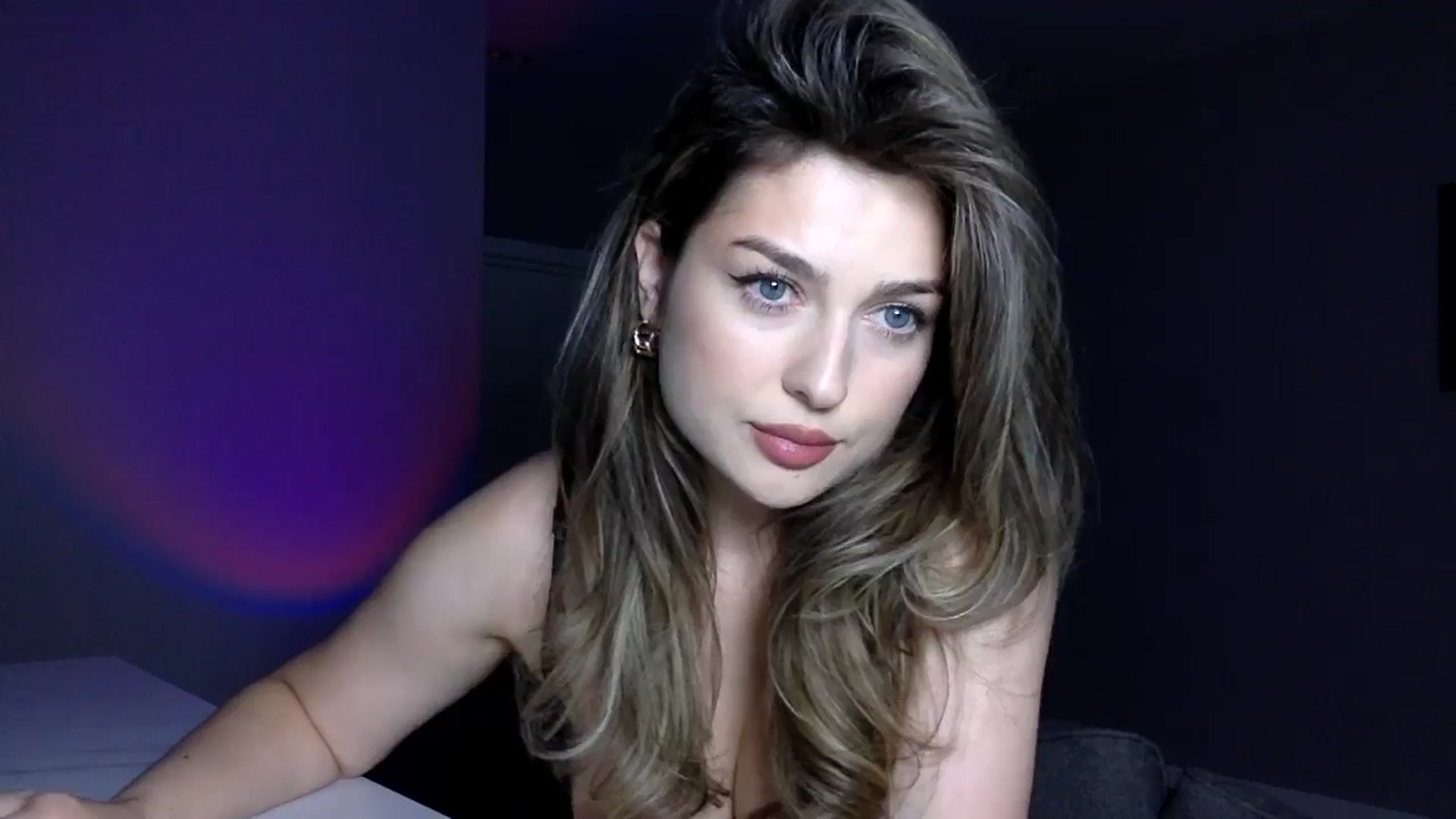 Gallery image thumbnail from SindiMoon's myfreecams stream on, 10/01/2025, 11:26 image 11 of 20