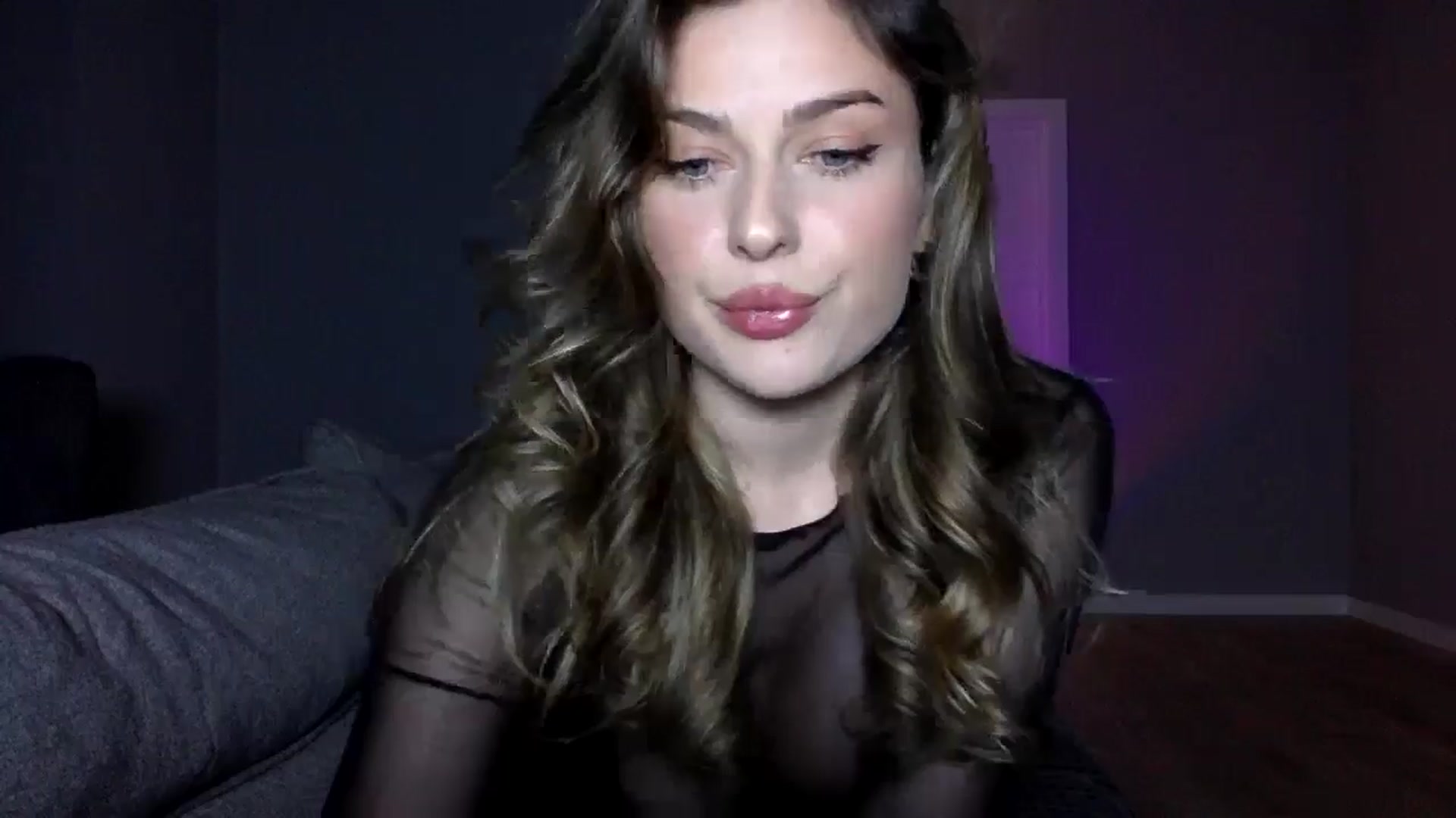 Gallery image thumbnail from SindiMoon's myfreecams stream on, 11/01/2025, 16:34 image 14 of 20