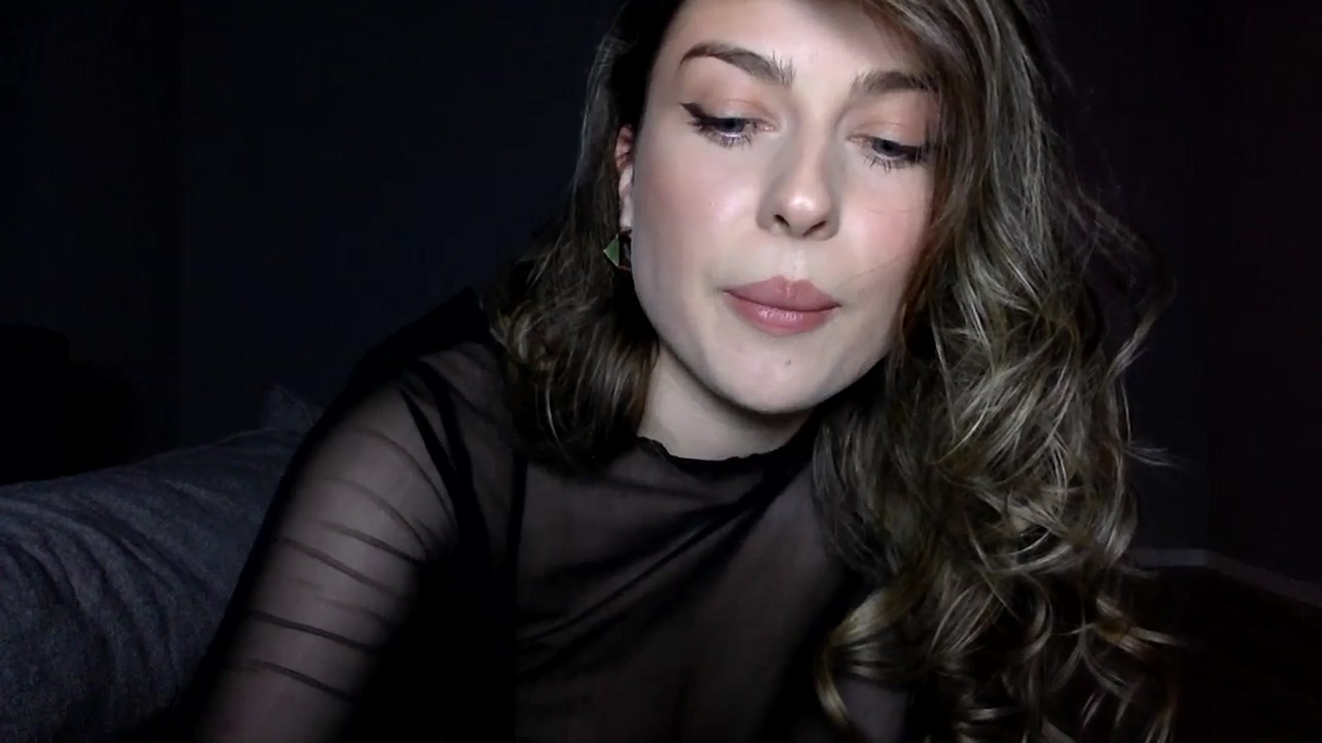 Gallery image thumbnail from SindiMoon's myfreecams stream on, 11/01/2025, 16:34 image 6 of 20