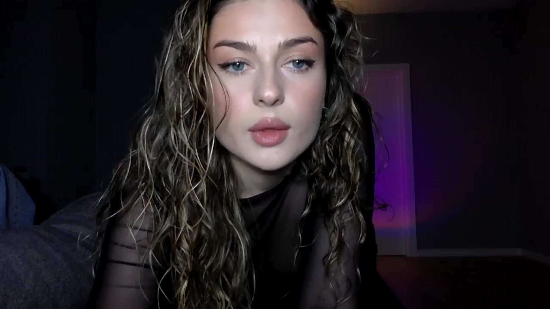 Gallery image thumbnail from SindiMoon's myfreecams stream on, 11/23/2025, 15:48 image 6 of 20