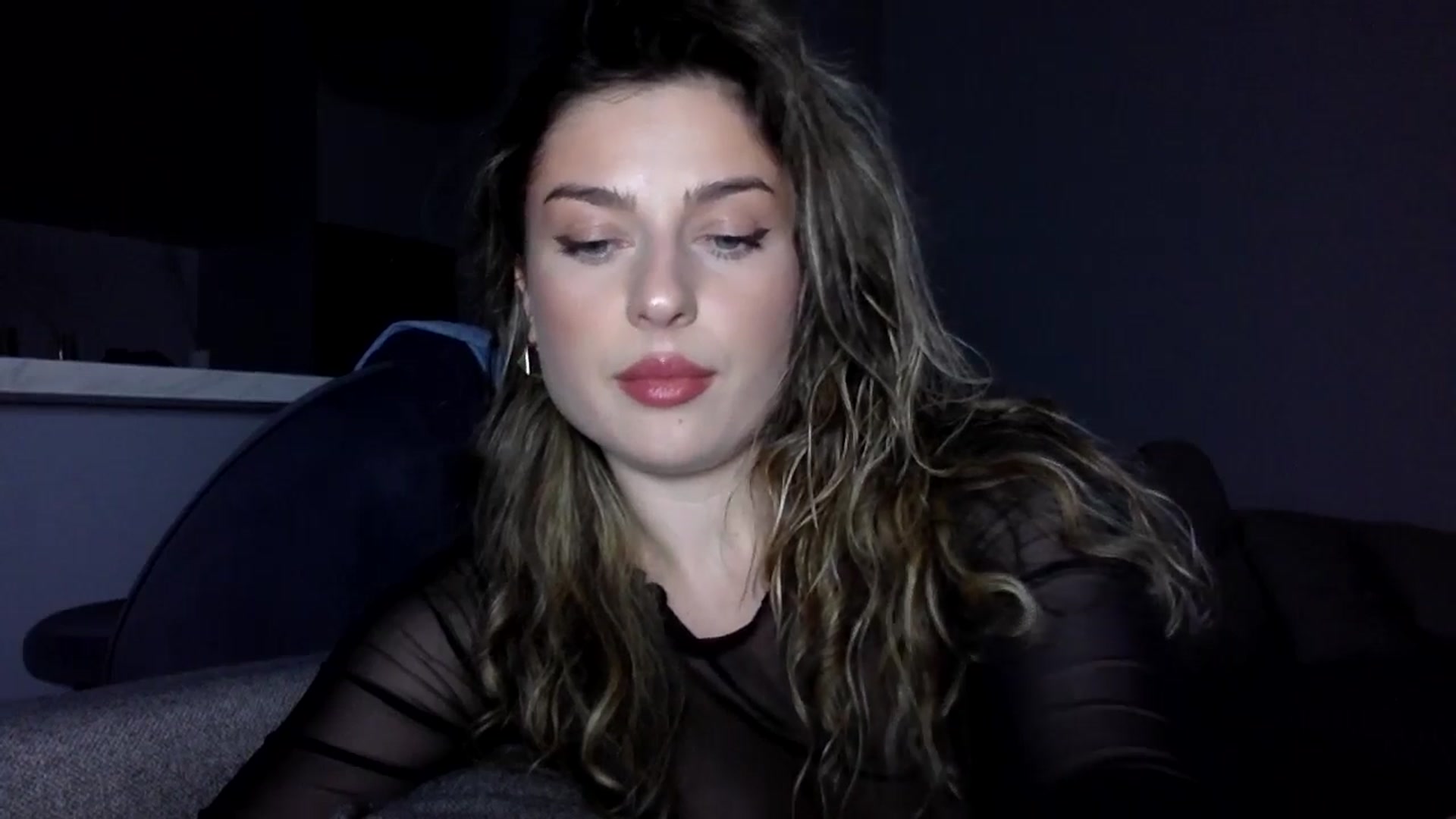 Gallery image thumbnail from SindiMoon's myfreecams stream on, 11/23/2025, 23:05 image 14 of 20