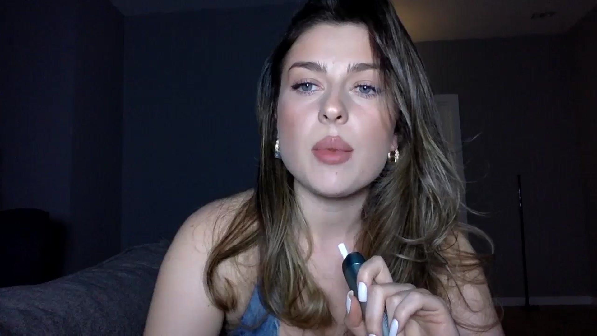 Gallery image thumbnail from SindiMoon's myfreecams stream on, 12/28/2025, 16:18 image 19 of 20