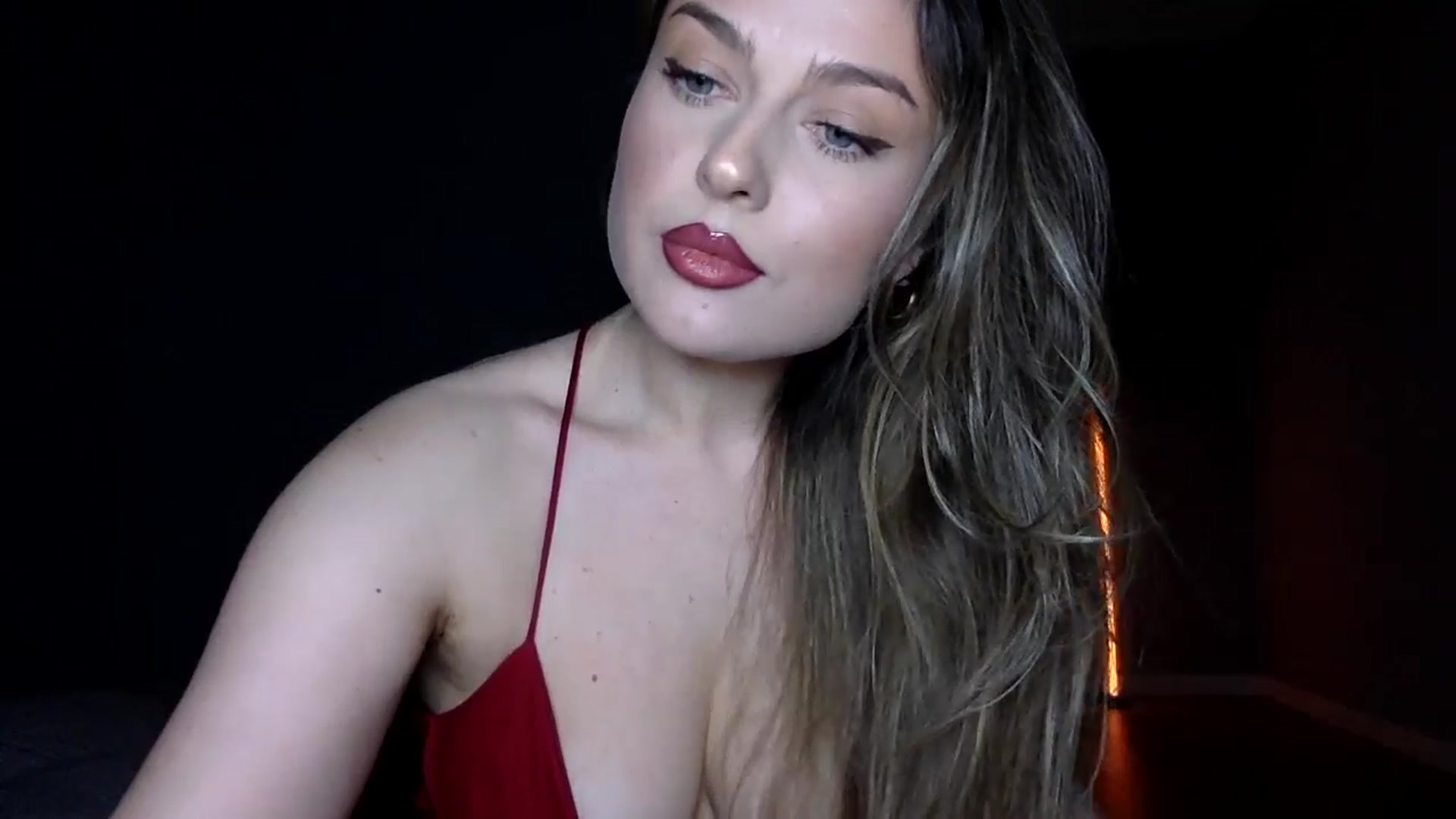 Gallery image thumbnail from SindiMoon's myfreecams stream on, 01/17/2026, 18:38 image 9 of 20