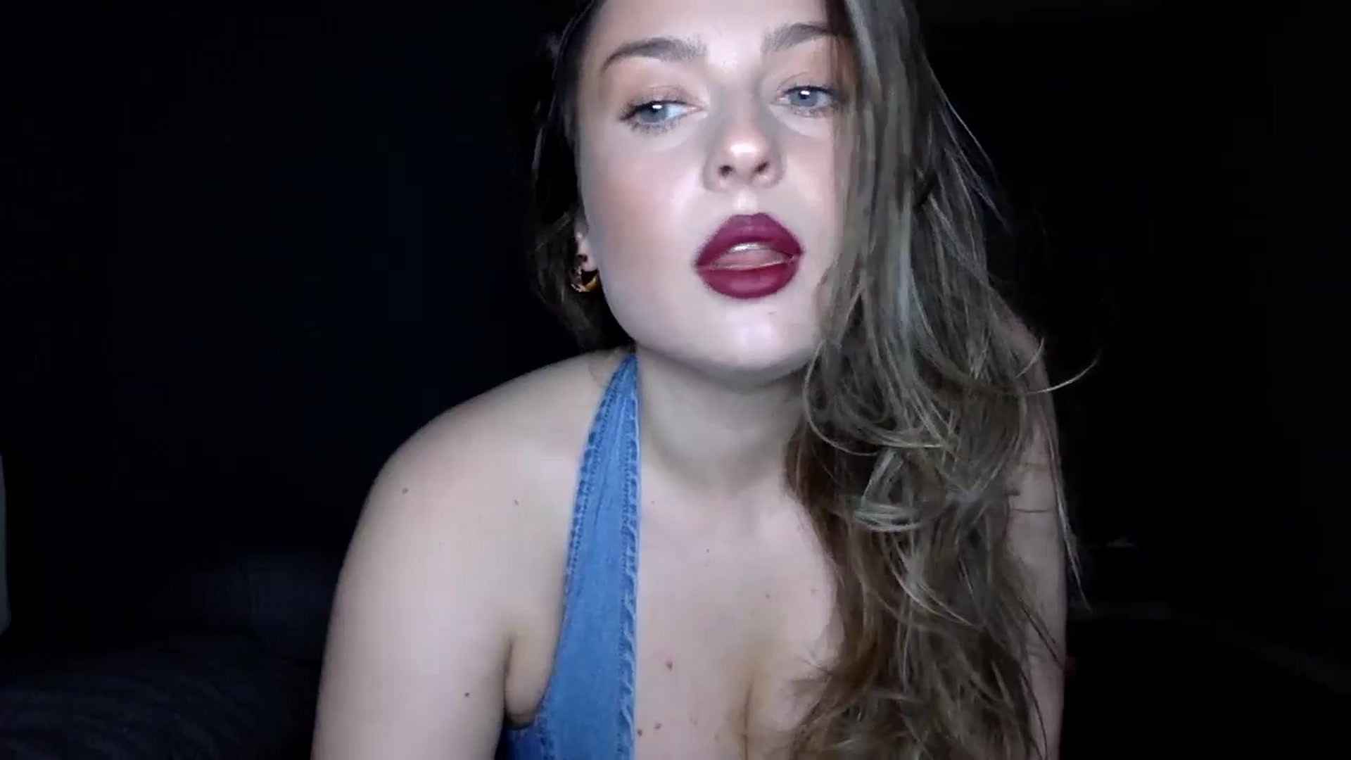 Gallery image thumbnail from SindiMoon's myfreecams stream on, 02/01/2026, 16:01 image 13 of 20