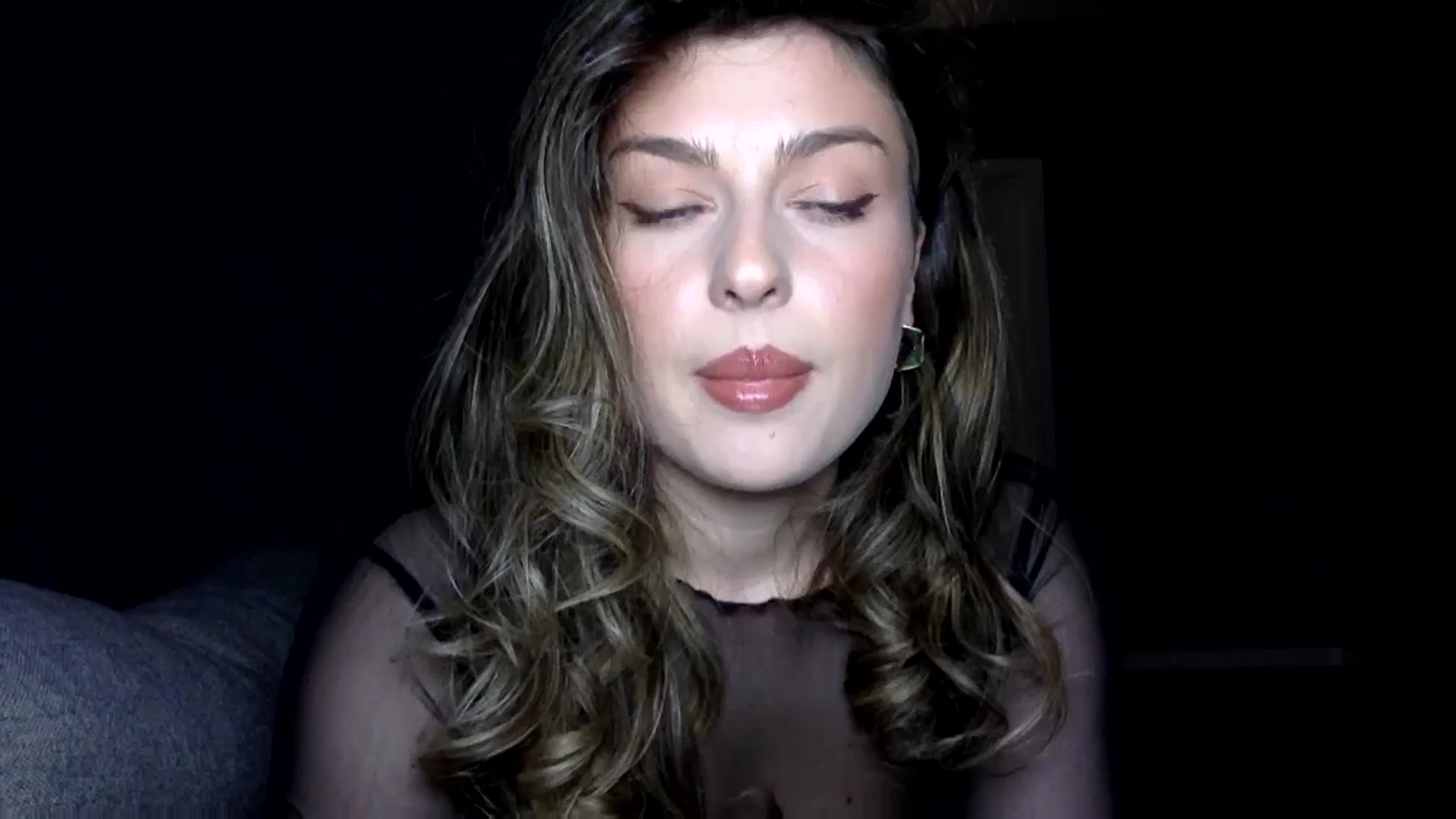 Gallery image thumbnail from SindiMoon's myfreecams stream on, 02/13/2026, 21:26 image 15 of 20