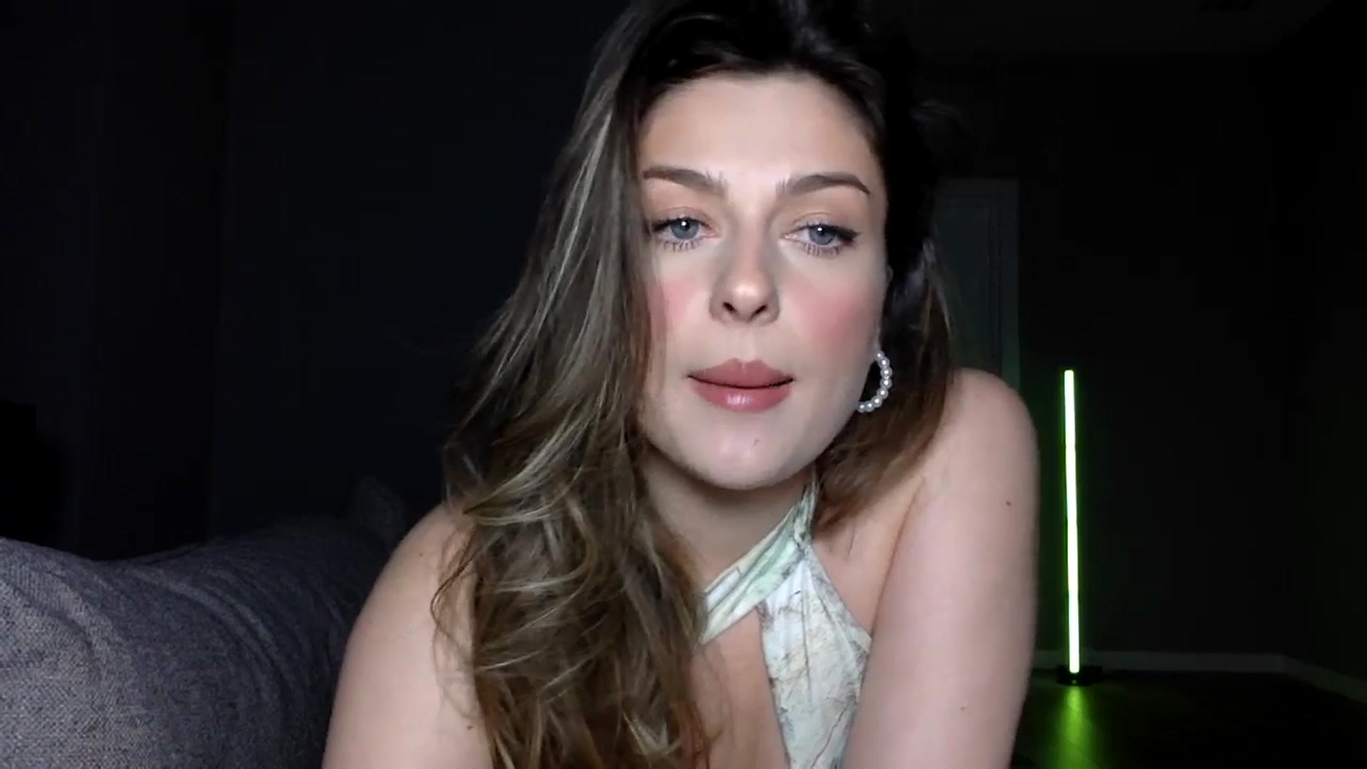 Gallery image thumbnail from SindiMoon's myfreecams stream on, 02/21/2026, 22:31 image 6 of 20