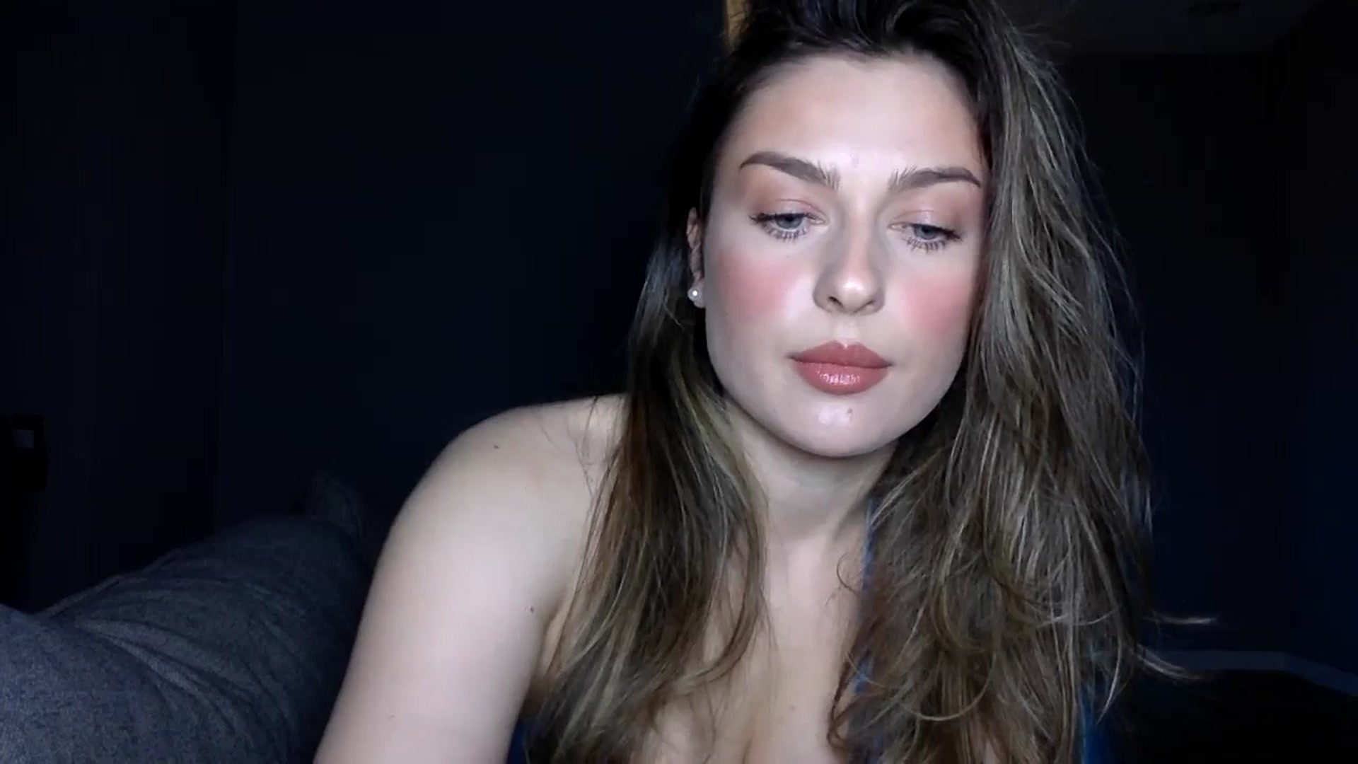 Gallery image thumbnail from SindiMoon's myfreecams stream on, 03/01/2026, 24:00 image 8 of 20