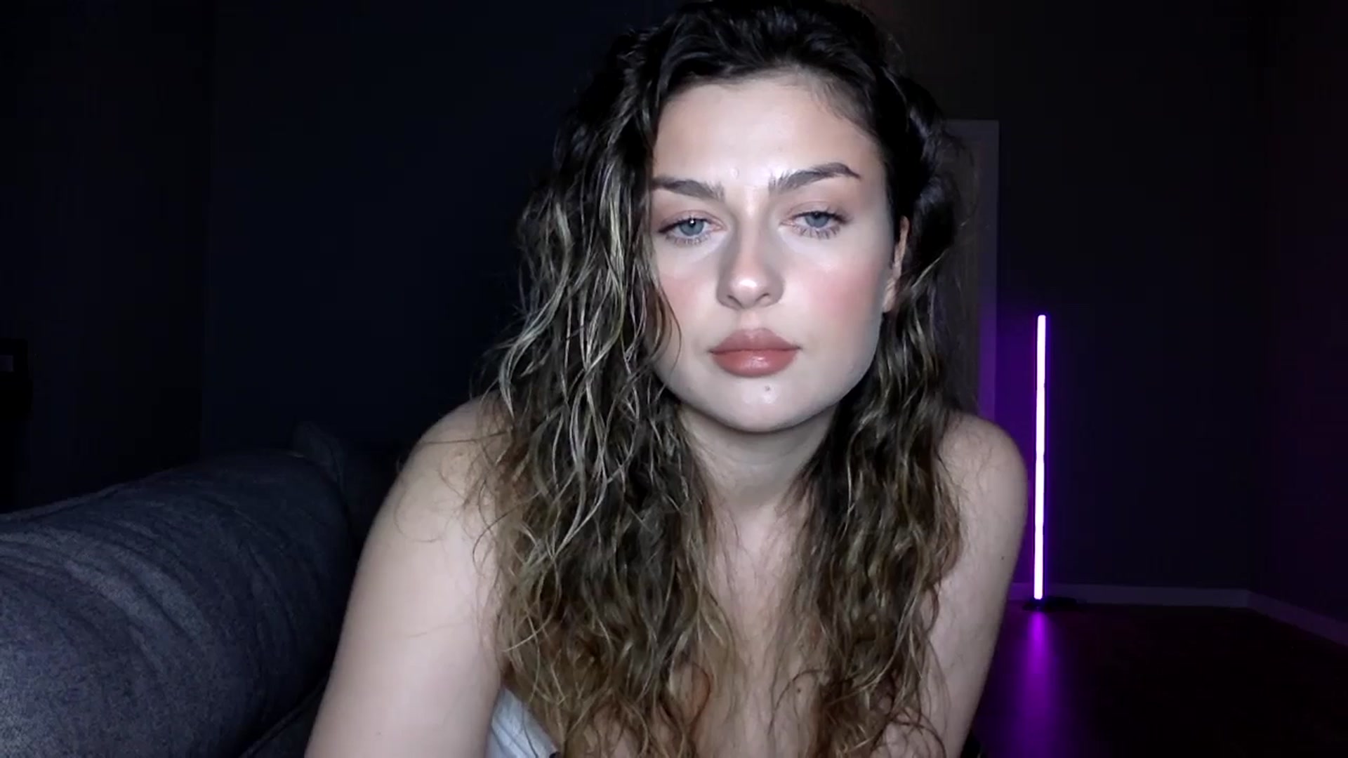 Gallery image thumbnail from SindiMoon's myfreecams stream on, 03/07/2026, 21:31 image 11 of 20