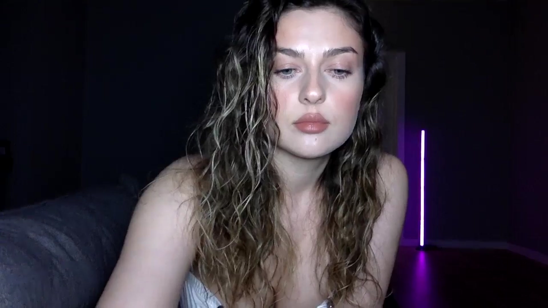 Gallery image thumbnail from SindiMoon's myfreecams stream on, 03/07/2026, 21:31 image 9 of 20