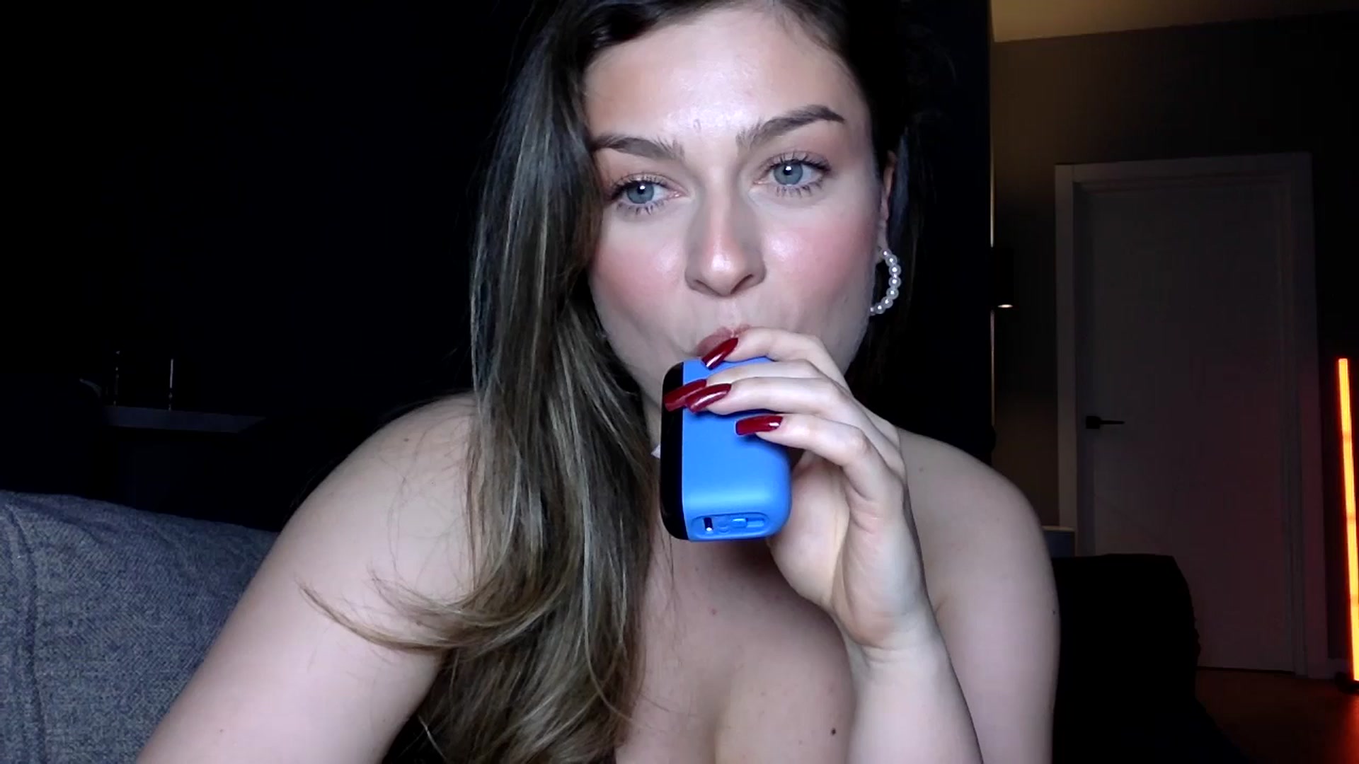 Gallery image thumbnail from SindiMoon's myfreecams stream on, 03/15/2026, 24:00 image 19 of 20