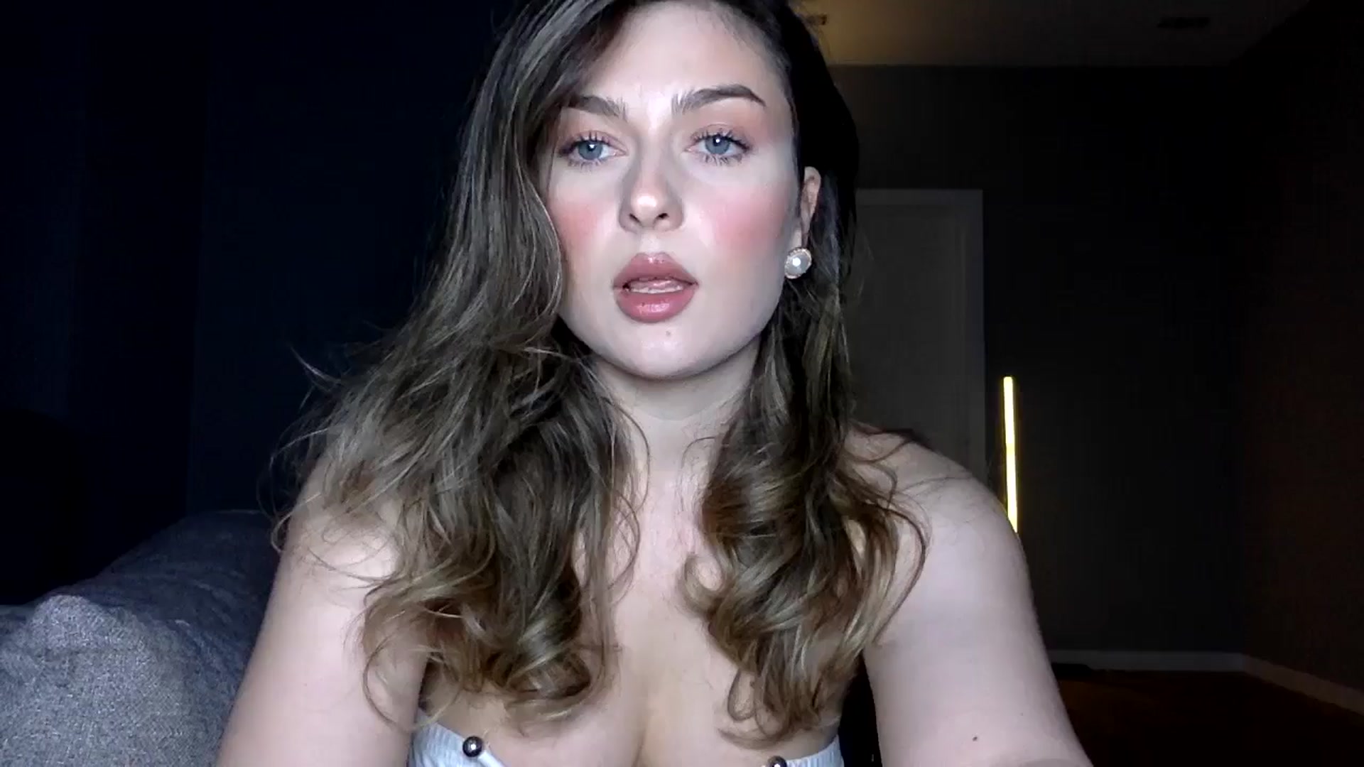 Gallery image thumbnail from SindiMoon's myfreecams stream on, 03/27/2026, 22:43 image 20 of 20