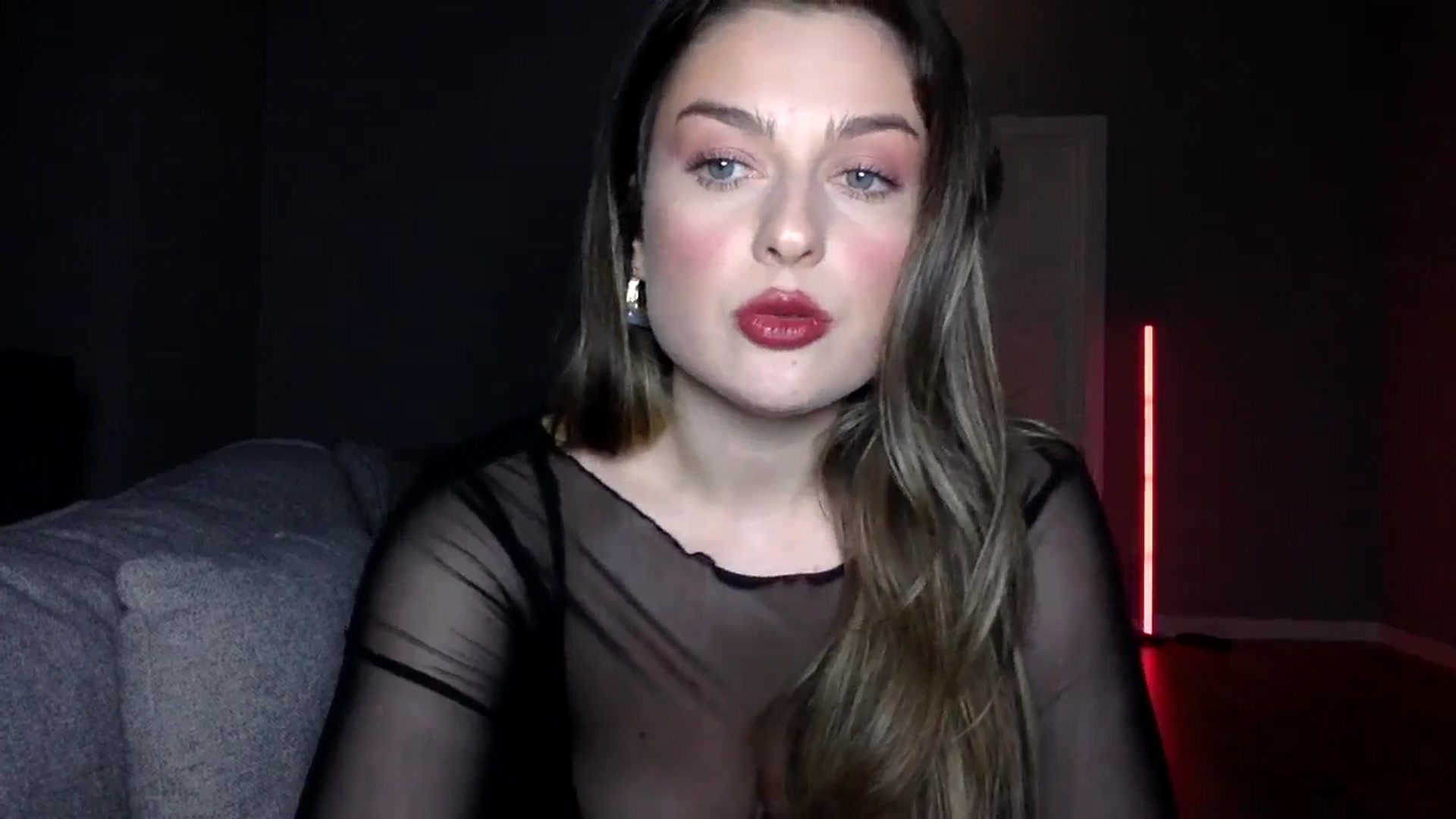 Gallery image thumbnail from SindiMoon's myfreecams stream on, 04/12/2026, 20:38 image 11 of 20