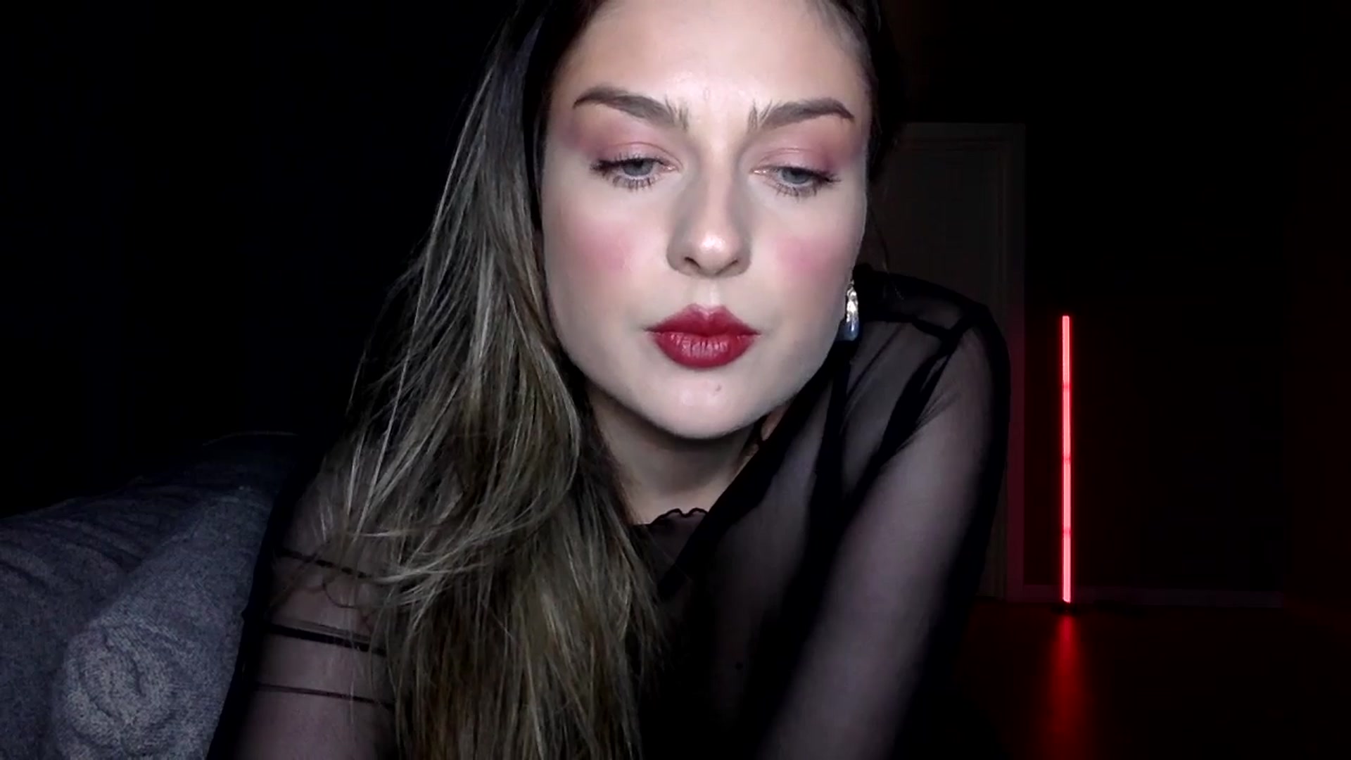 Gallery image thumbnail from SindiMoon's myfreecams stream on, 04/12/2026, 20:38 image 15 of 20