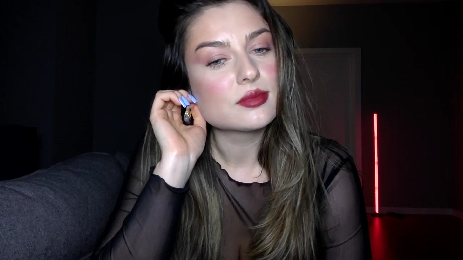 Gallery image thumbnail from SindiMoon's myfreecams stream on, 04/12/2026, 22:13 image 15 of 20