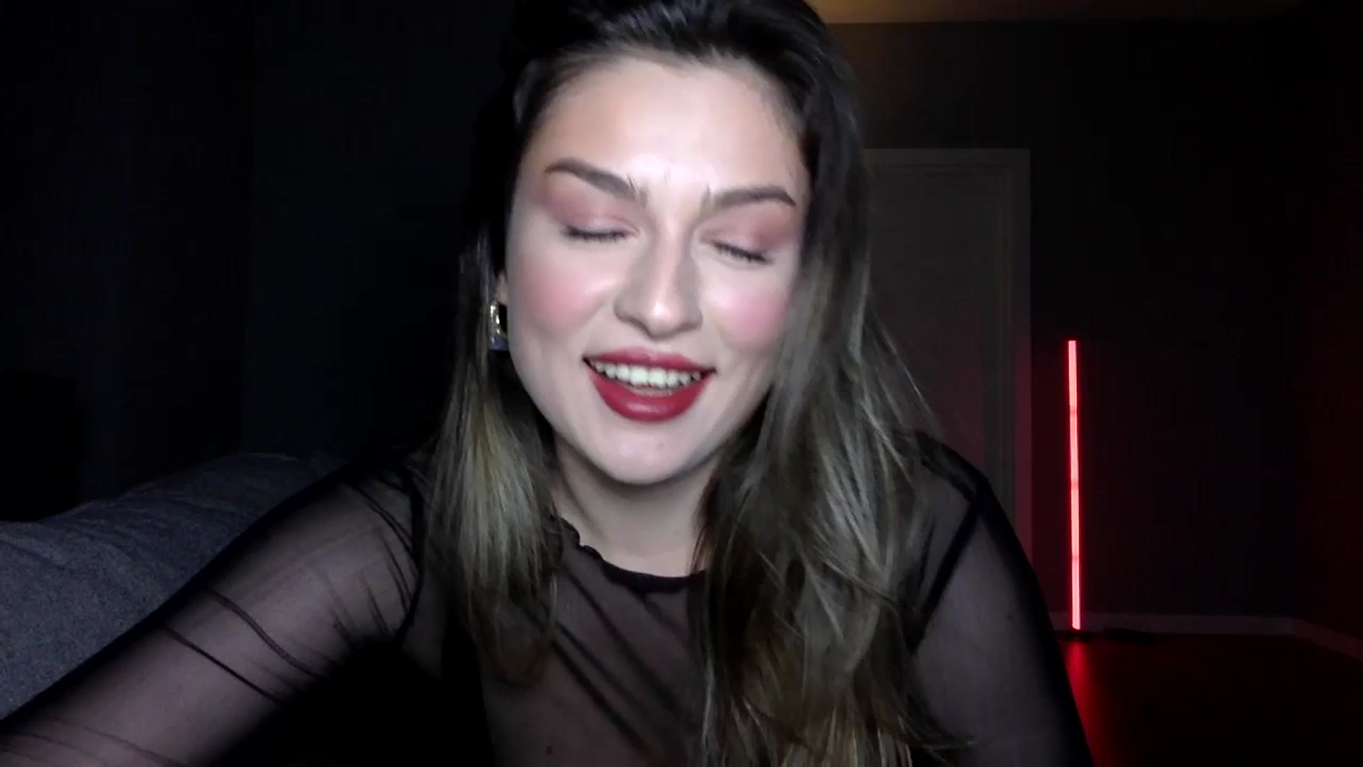 Gallery image thumbnail from SindiMoon's myfreecams stream on, 04/12/2026, 22:13 image 1 of 20