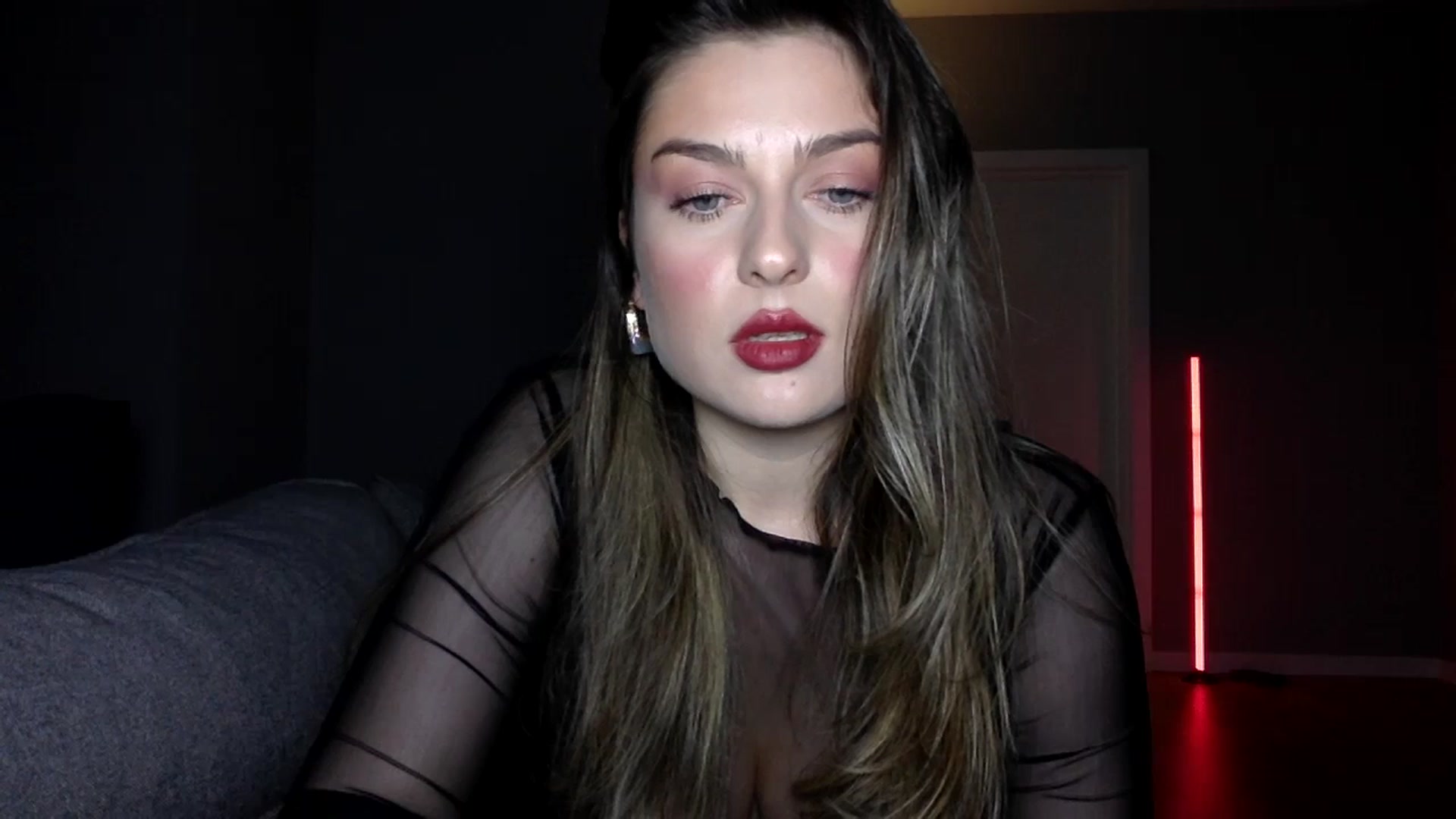 Gallery image thumbnail from SindiMoon's myfreecams stream on, 04/12/2026, 22:13 image 16 of 20
