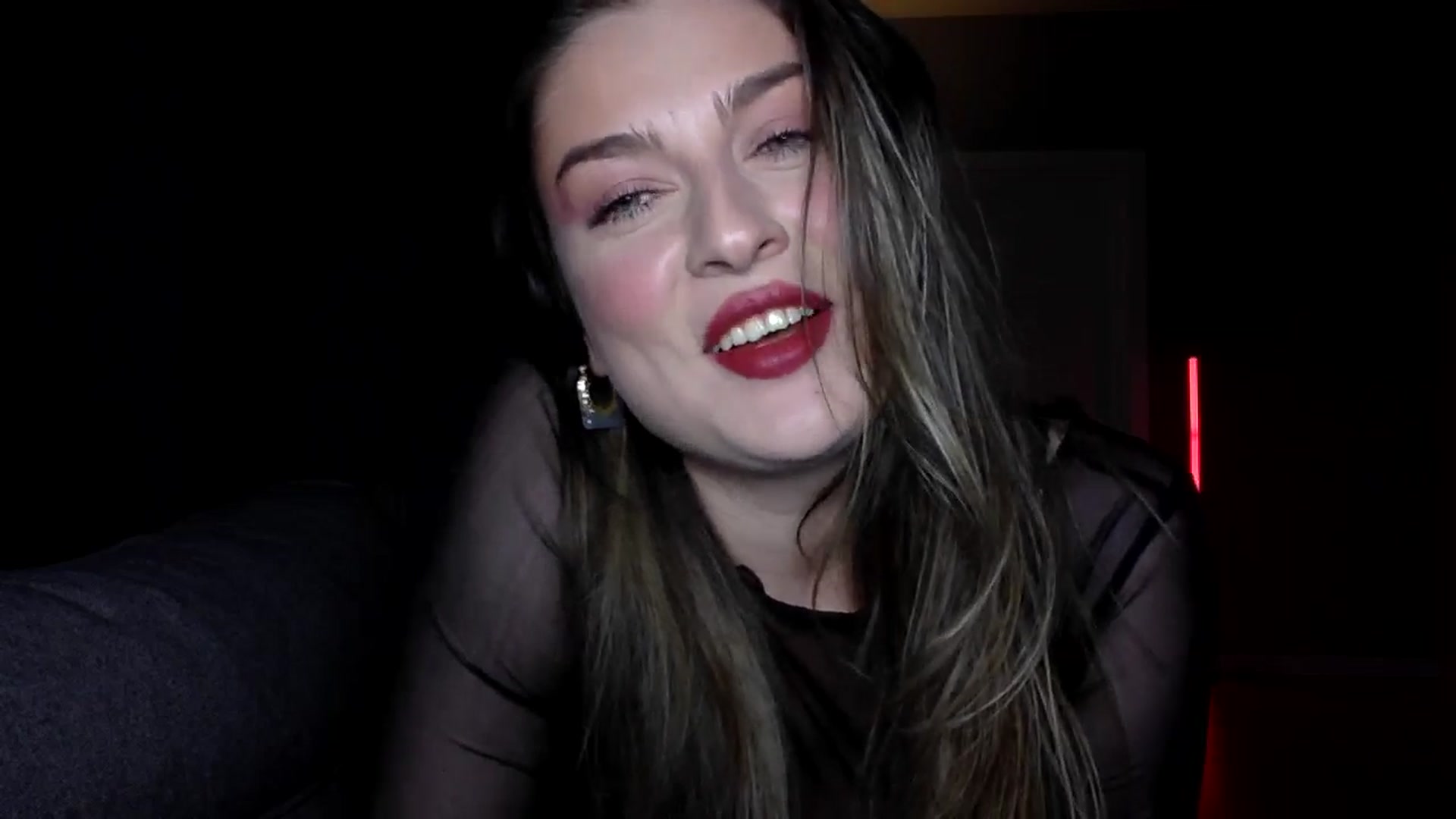 Gallery image thumbnail from SindiMoon's myfreecams stream on, 04/12/2026, 22:13 image 18 of 20