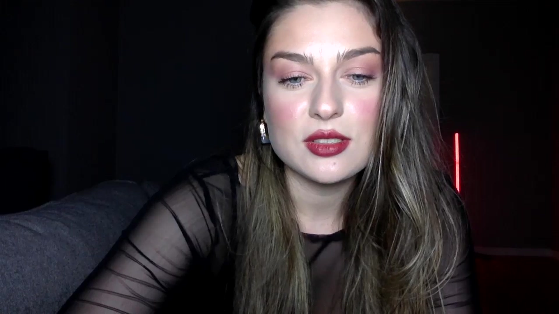 Gallery image thumbnail from SindiMoon's myfreecams stream on, 04/12/2026, 22:13 image 19 of 20