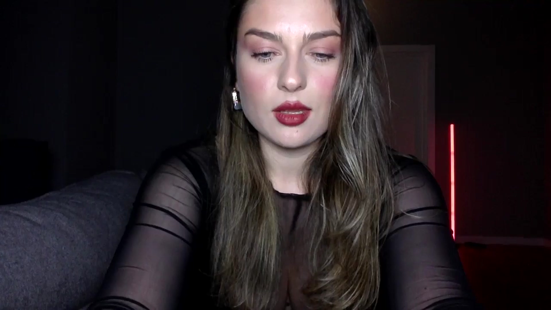Gallery image thumbnail from SindiMoon's myfreecams stream on, 04/12/2026, 22:13 image 17 of 20
