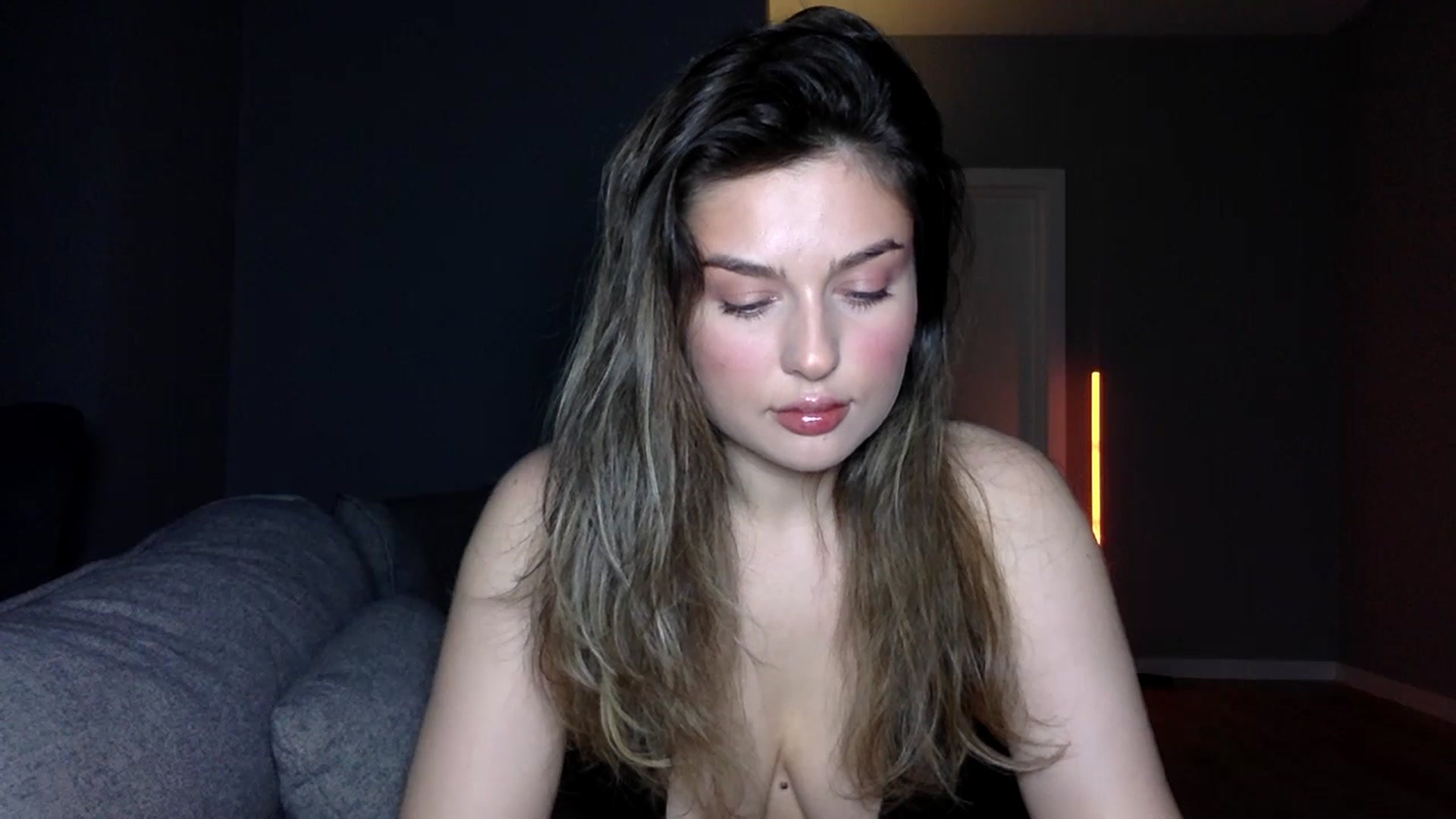 Gallery image thumbnail from SindiMoon's myfreecams stream on, 04/23/2026, 20:32 image 14 of 20