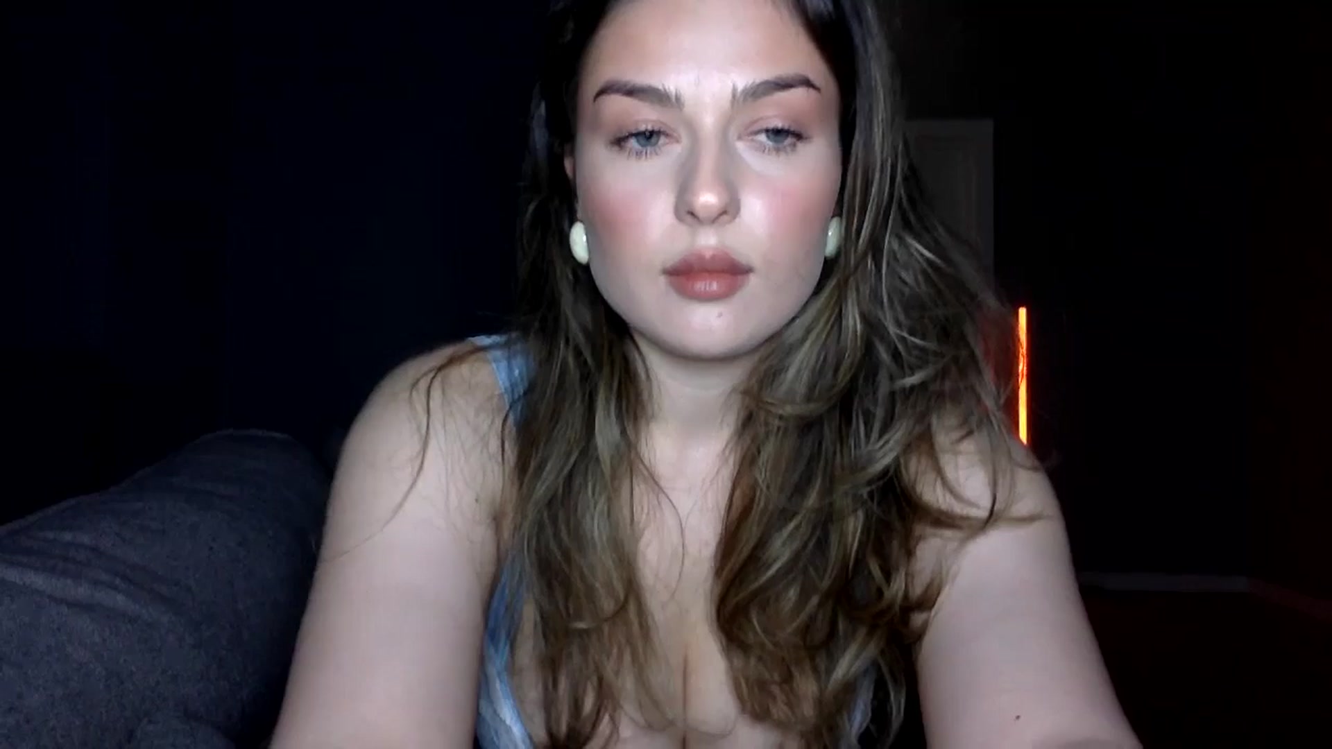 Gallery image thumbnail from SindiMoon's myfreecams stream on, 04/25/2026, 23:01 image 12 of 20