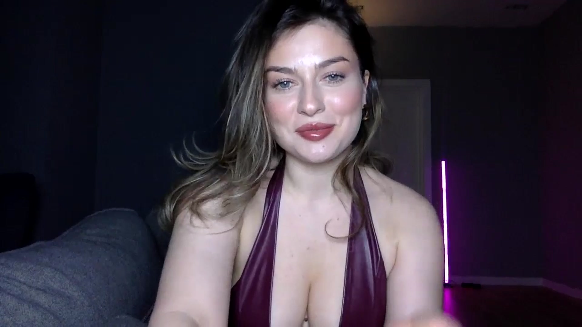 Gallery image thumbnail from SindiMoon's myfreecams stream on, 05/02/2026, 22:06 image 5 of 20
