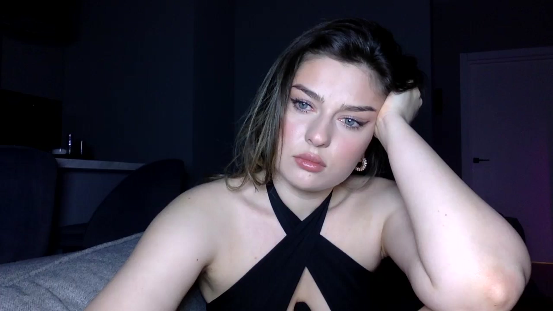 Gallery image thumbnail from SindiMoon's myfreecams stream on, 05/03/2026, 22:16 image 16 of 20