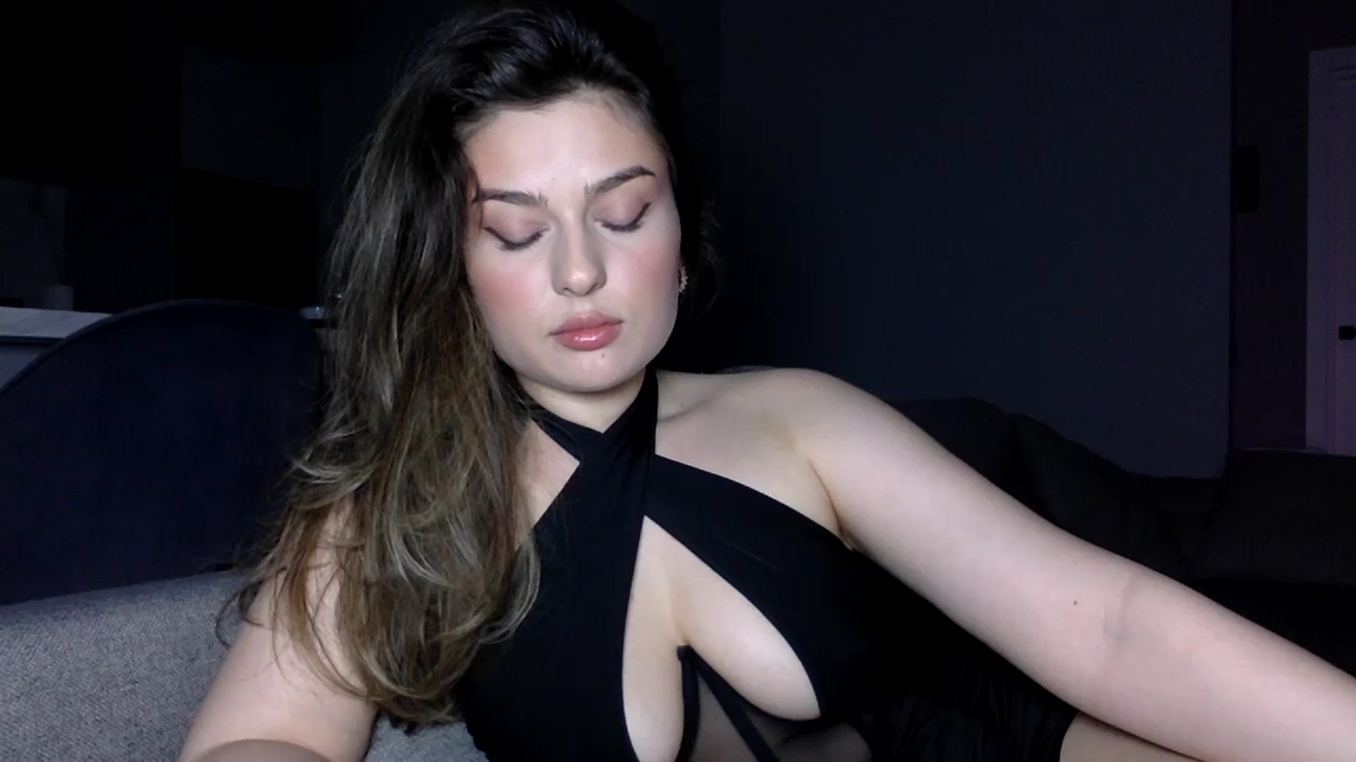 Gallery image thumbnail from SindiMoon's myfreecams stream on, 05/03/2026, 22:16 image 10 of 20