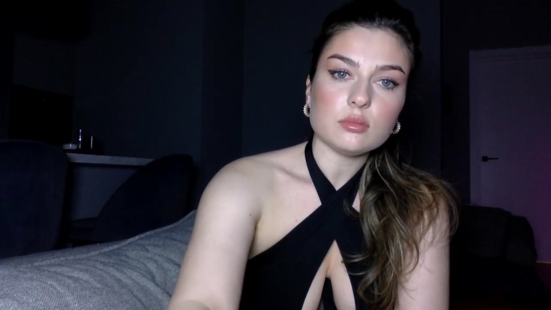 Gallery image thumbnail from SindiMoon's myfreecams stream on, 05/03/2026, 22:16 image 19 of 20