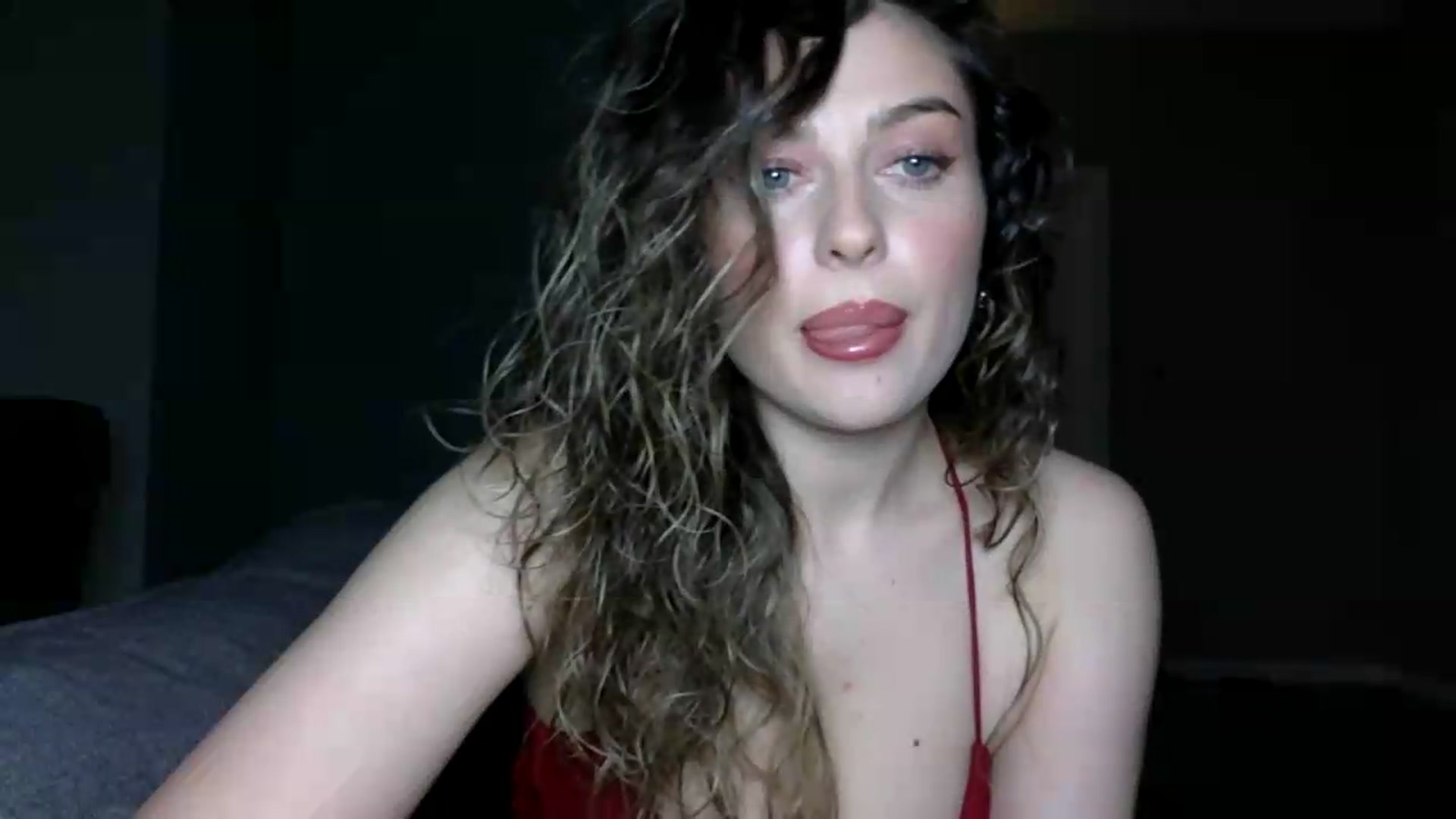 Gallery image thumbnail from SindiMoon's myfreecams stream on, 05/29/2026, 21:42 image 14 of 20
