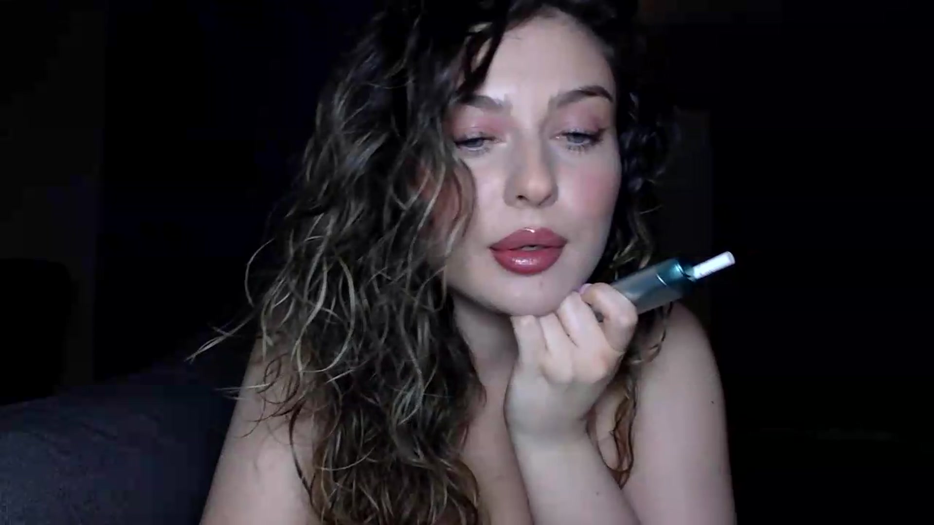 Gallery image thumbnail from SindiMoon's myfreecams stream on, 05/29/2026, 21:42 image 17 of 20